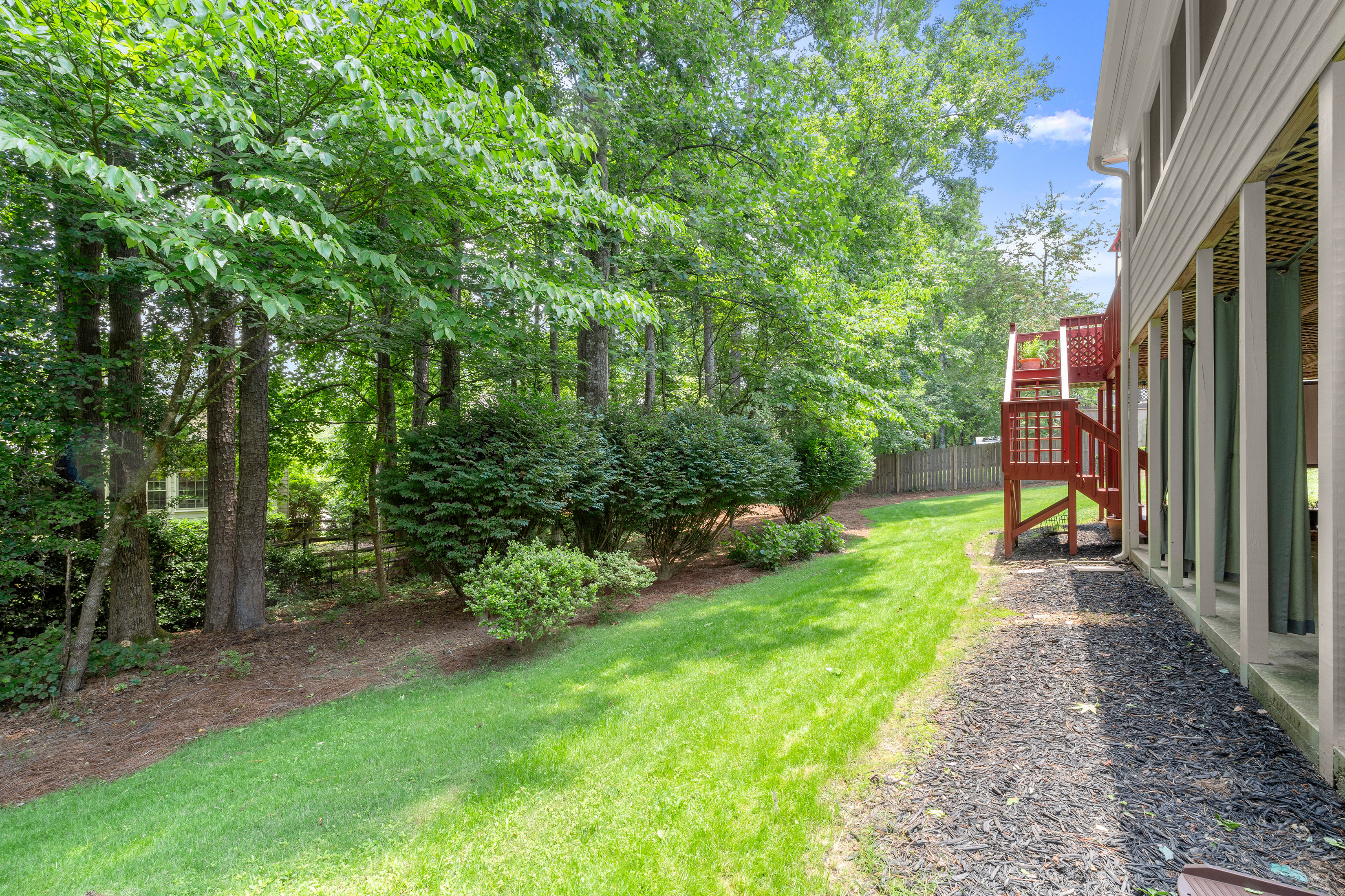  Welcome to East Cobb and the Highly Sought-After Highland Pointe Community - 物件實景