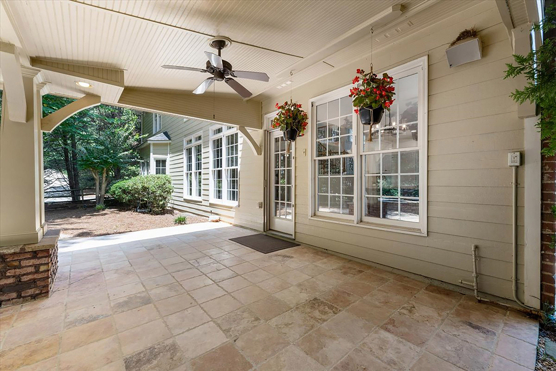  Located in The Amenity-Rich Olde Atlanta Club Golf Community - 物件實景