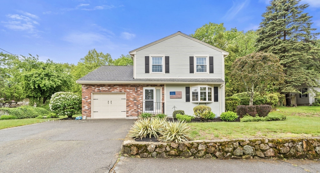 Lynn, Massachusetts, 01904, United States, 4 Bedrooms Bedrooms, ,2 BathroomsBathrooms,Residential,For Sale,2048427