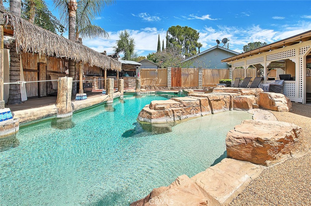 Loma Linda, California, 92354, United States, 4 Bedrooms Bedrooms, ,2 BathroomsBathrooms,Residential,For Sale,2007501