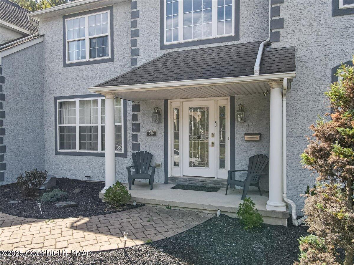 East Stroudsburg, Pennsylvania, 18302, United States, 5 Bedrooms Bedrooms, ,4 BathroomsBathrooms,Residential,For Sale,1980579