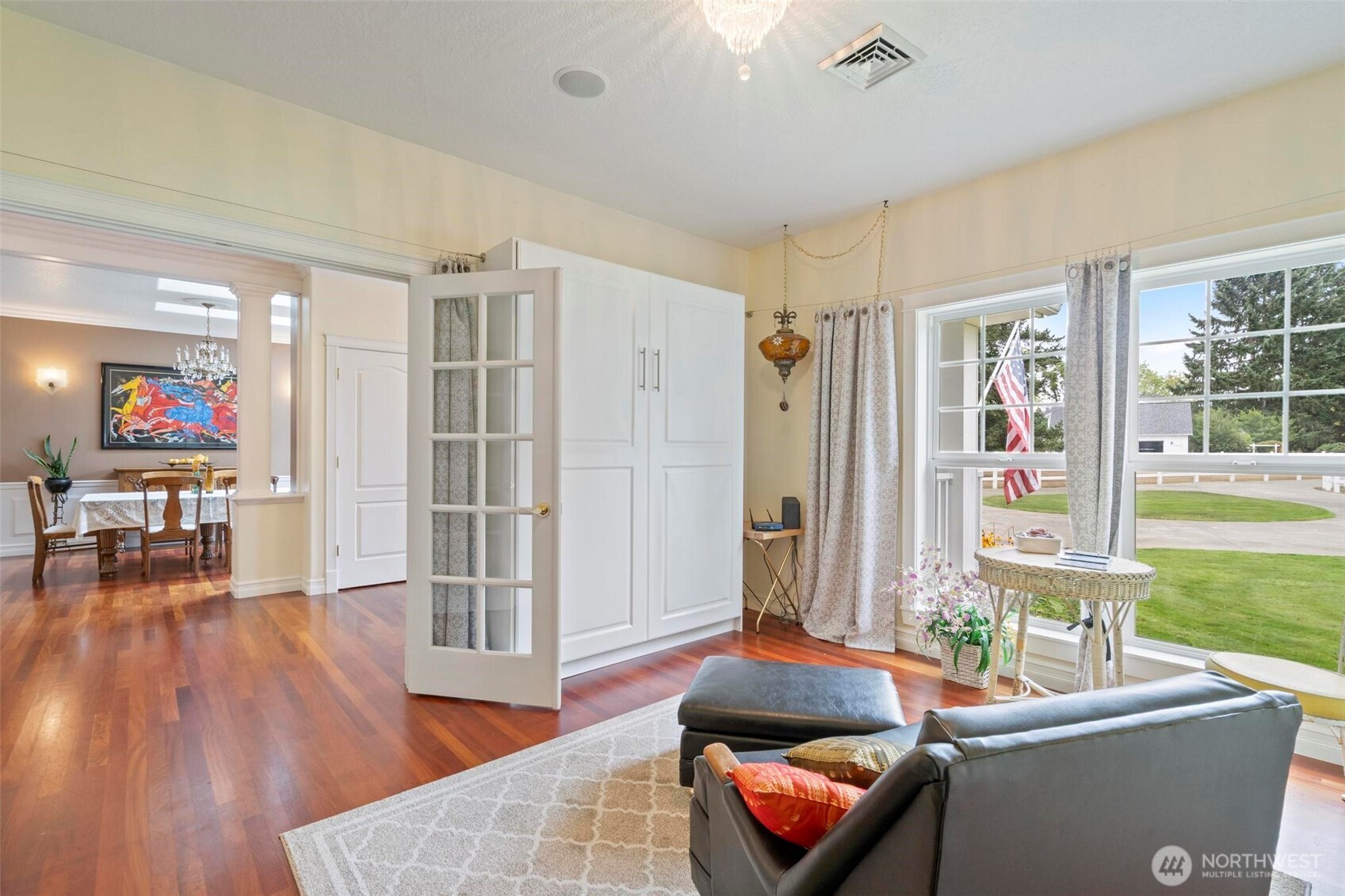 Centralia, Washington, 98531, United States, 3 Bedrooms Bedrooms, ,3 BathroomsBathrooms,Residential,For Sale,1983563