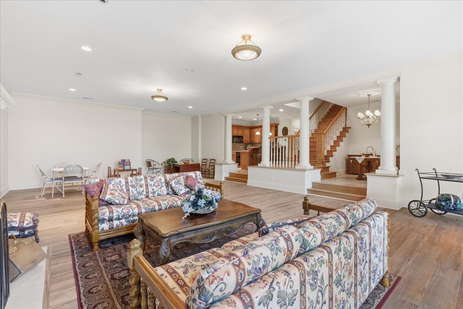 Guild, Tennessee, 37340, United States, 4 Bedrooms Bedrooms, ,5 BathroomsBathrooms,Residential,For Sale,2040612