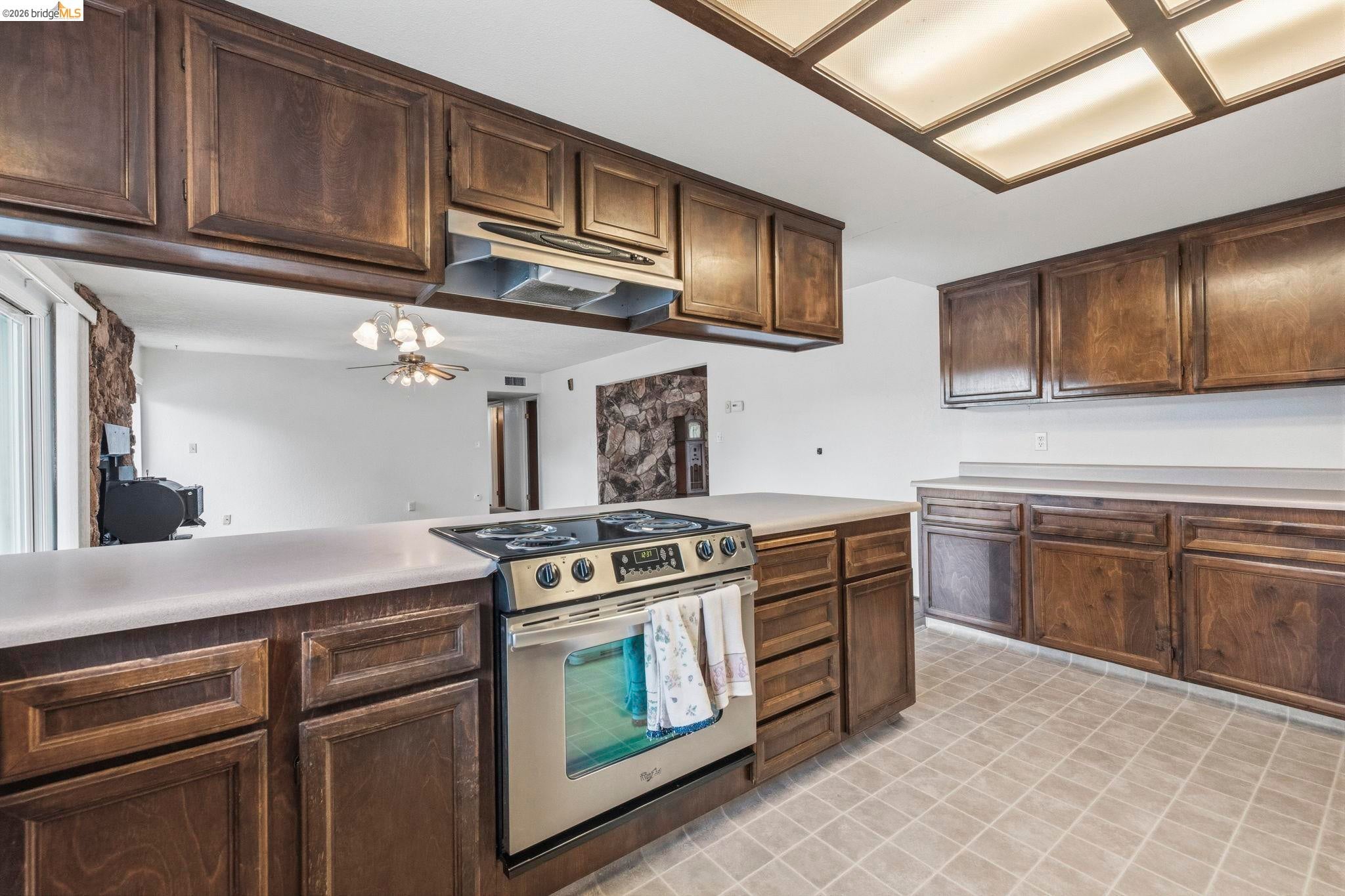 Sonora, California, 95370, United States, 4 Bedrooms Bedrooms, ,2 BathroomsBathrooms,Residential,For Sale,2049184