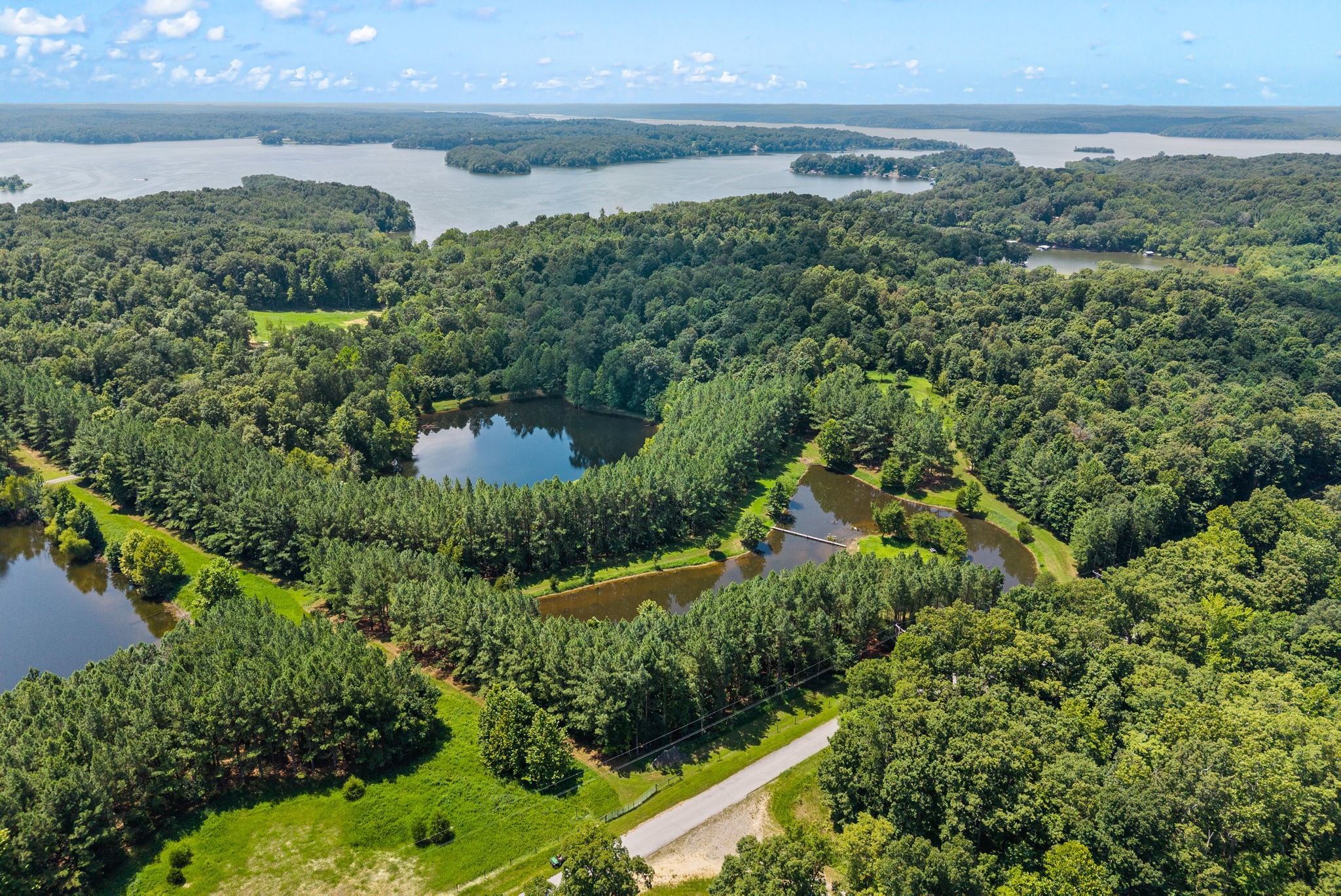 Cadiz, Kentucky, 42211, United States, 4 Bedrooms Bedrooms, ,3 BathroomsBathrooms,Residential,For Sale,1977115