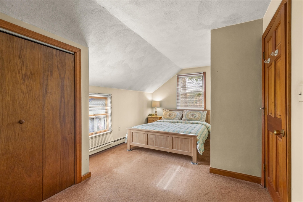 Lynnfield, Massachusetts, 01940, United States, 3 Bedrooms Bedrooms, ,2 BathroomsBathrooms,Residential,For Sale,1987735