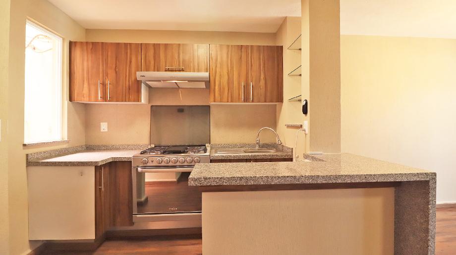 Morelia, Michoacán de Ocampo, 58350, Mexico, 3 Bedrooms Bedrooms, ,2 BathroomsBathrooms,Residential,For Sale,1829494