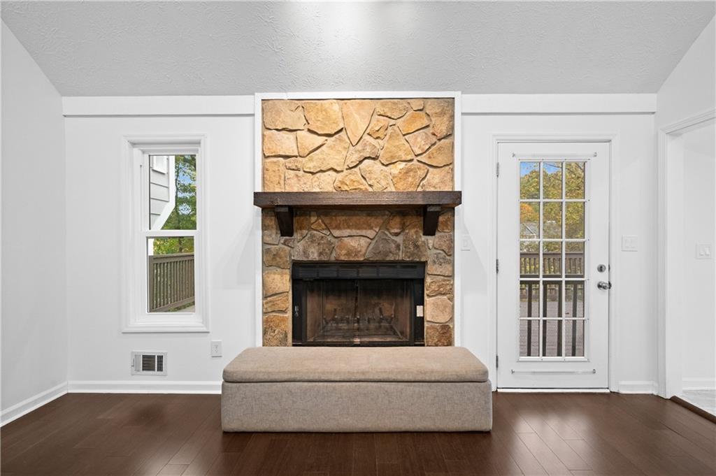 Marietta, Georgia, 30066, United States, 4 Bedrooms Bedrooms, ,3 BathroomsBathrooms,Residential,For Sale,1986334