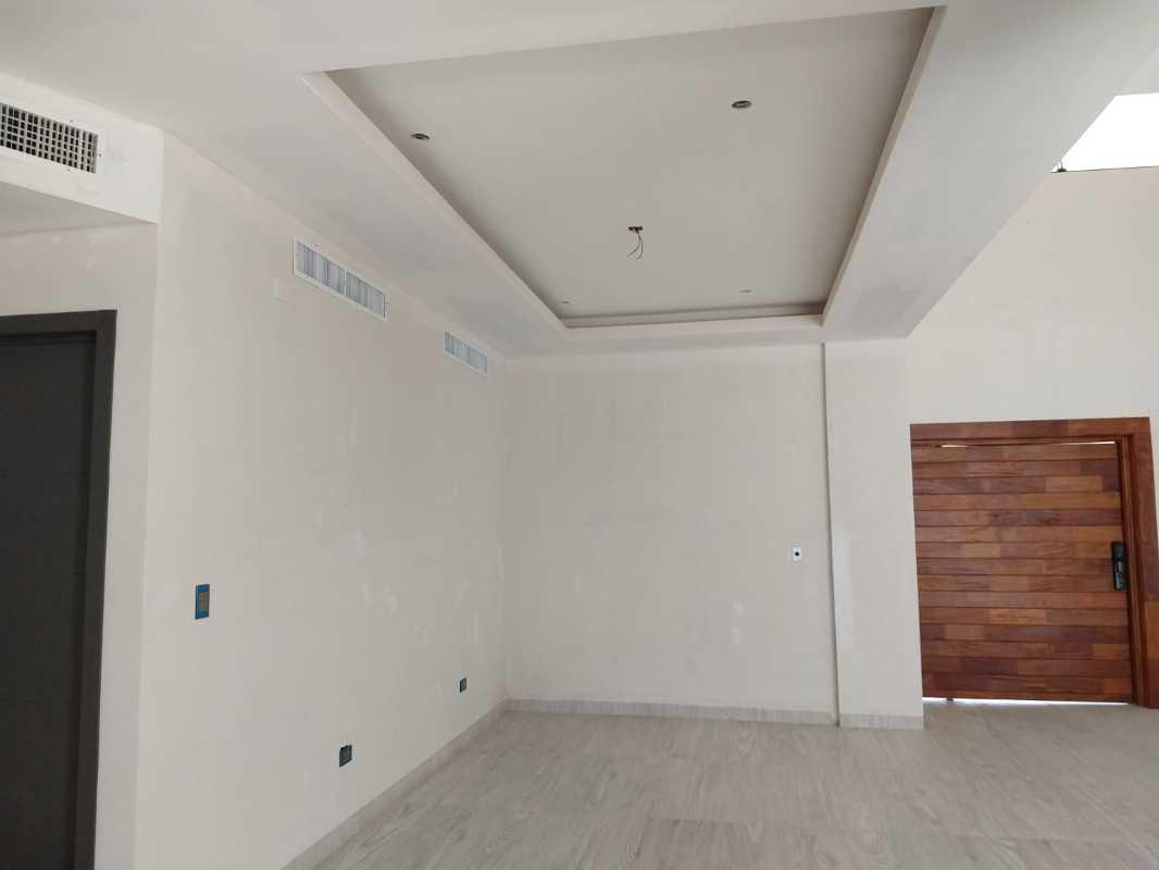 PROLONGACI?N HACIENDA DEL ROSARIO, Torreón, Coahuila de Zaragoza, 27106, Mexico, 4 Bedrooms Bedrooms, ,5 BathroomsBathrooms,Residential,For Sale,PROLONGACI?N HACIENDA DEL ROSARIO,1652963