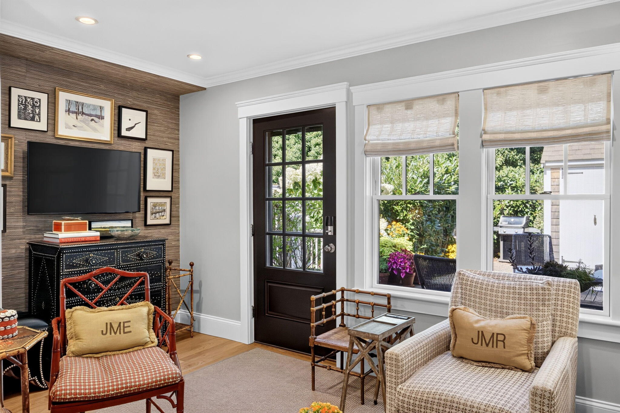  Designer Finishes, Private Yard & Deeded Parking - 物件實景