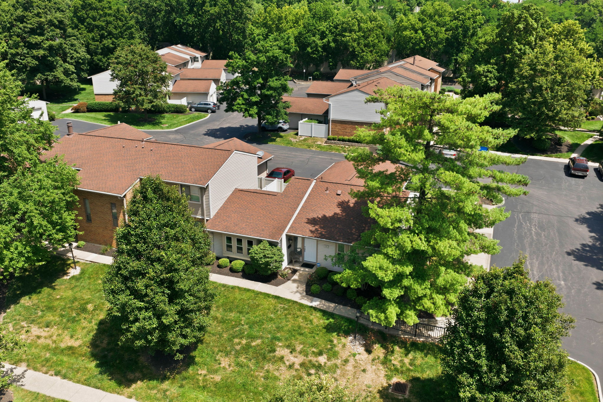  2 Boxwood Court, Cincinnati, OH 45246 - 物件實景