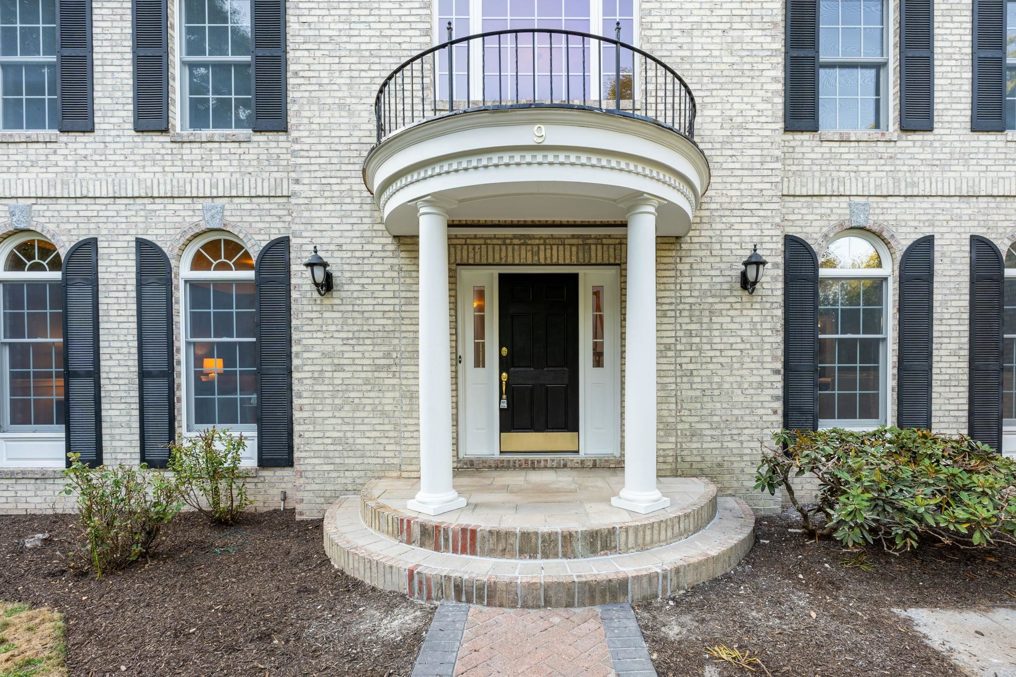 Bedford, New Hampshire, 03110, United States, 5 Bedrooms Bedrooms, ,4 BathroomsBathrooms,Residential,For Sale,1942322