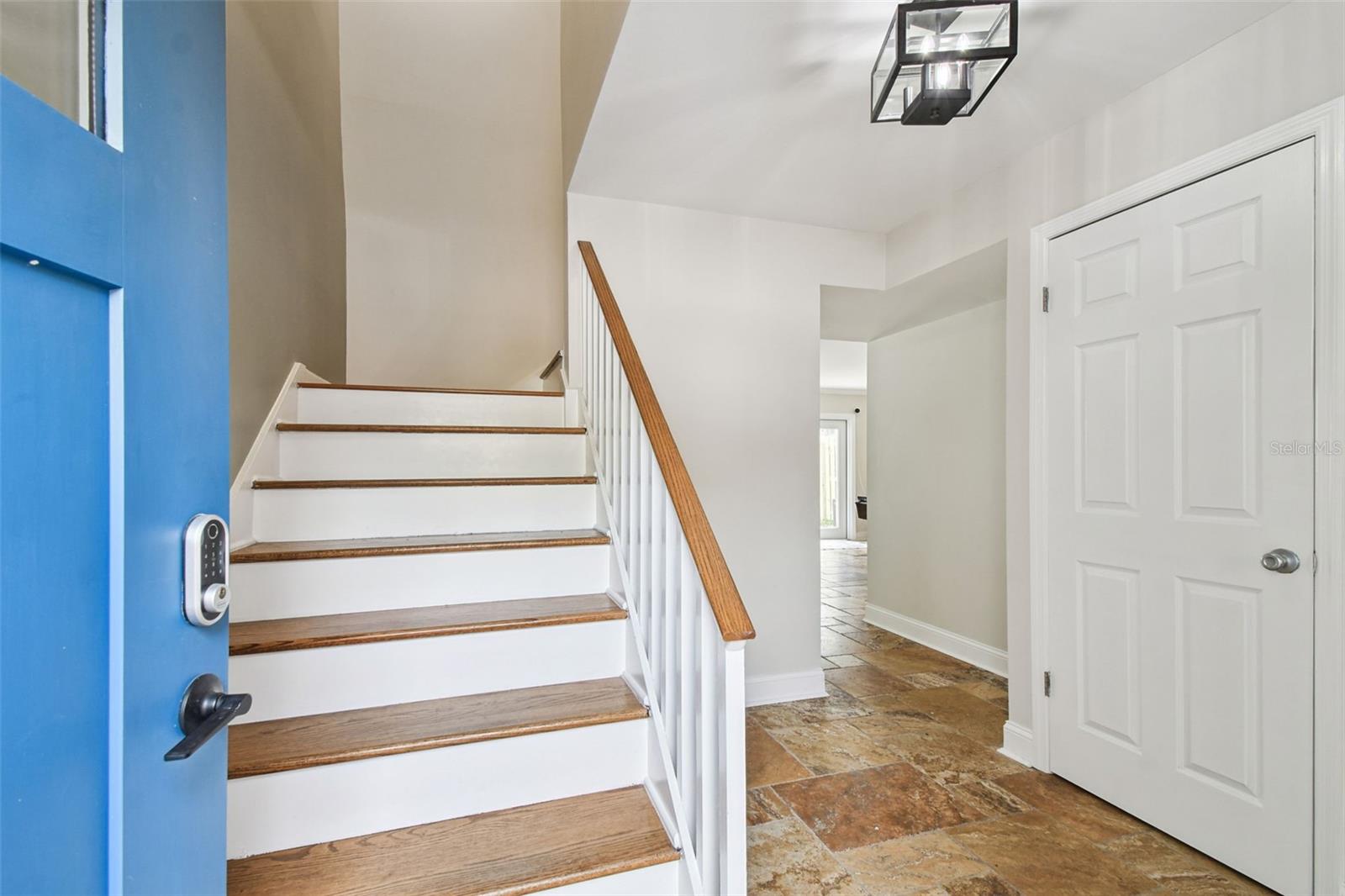 Tampa, Florida, 33609, United States, 3 Bedrooms Bedrooms, ,3 BathroomsBathrooms,Residential,For Sale,1981719