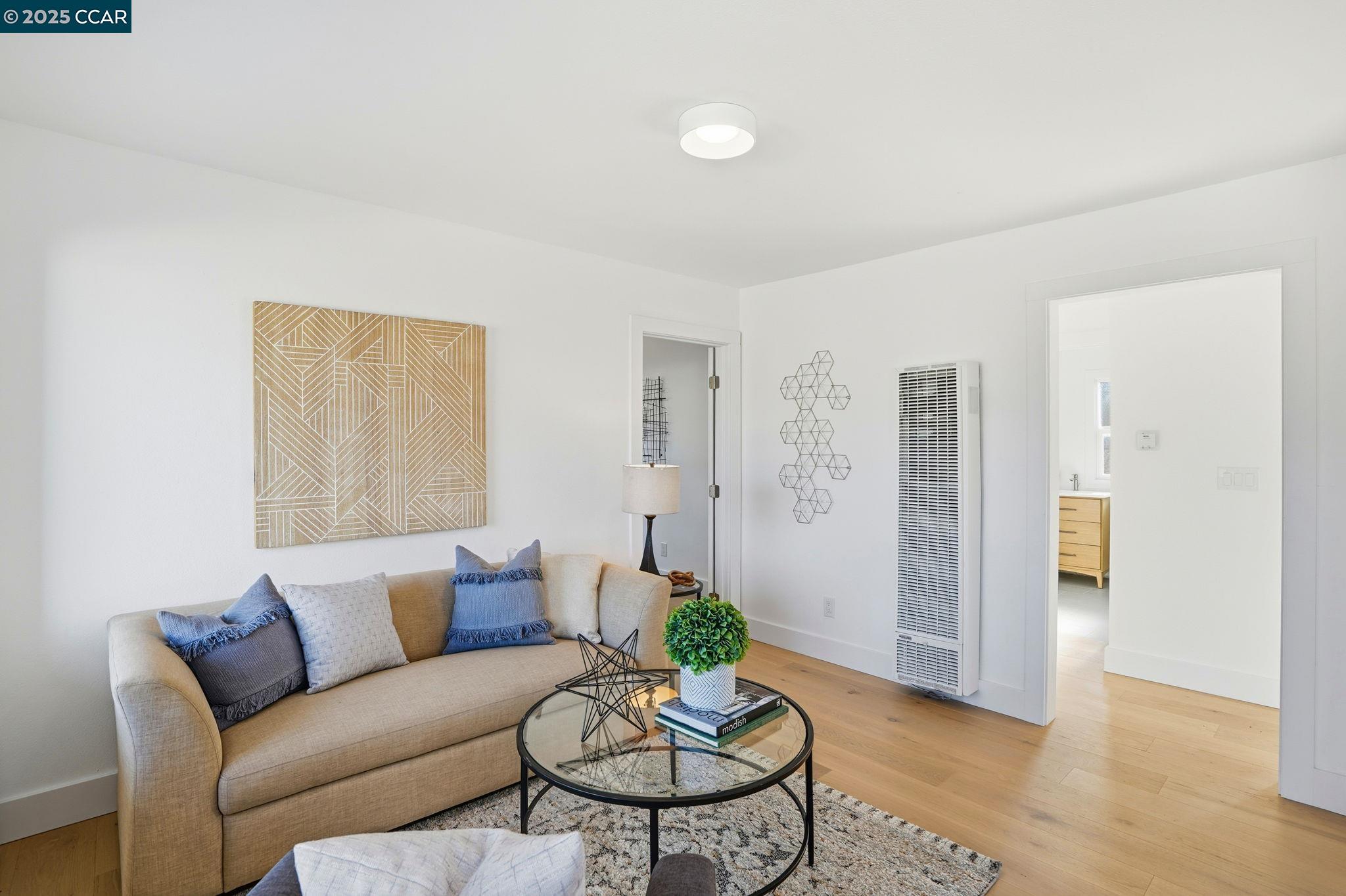 San Pablo, California, 94806, United States, 3 Bedrooms Bedrooms, ,1 BathroomBathrooms,Residential,For Sale,2003031