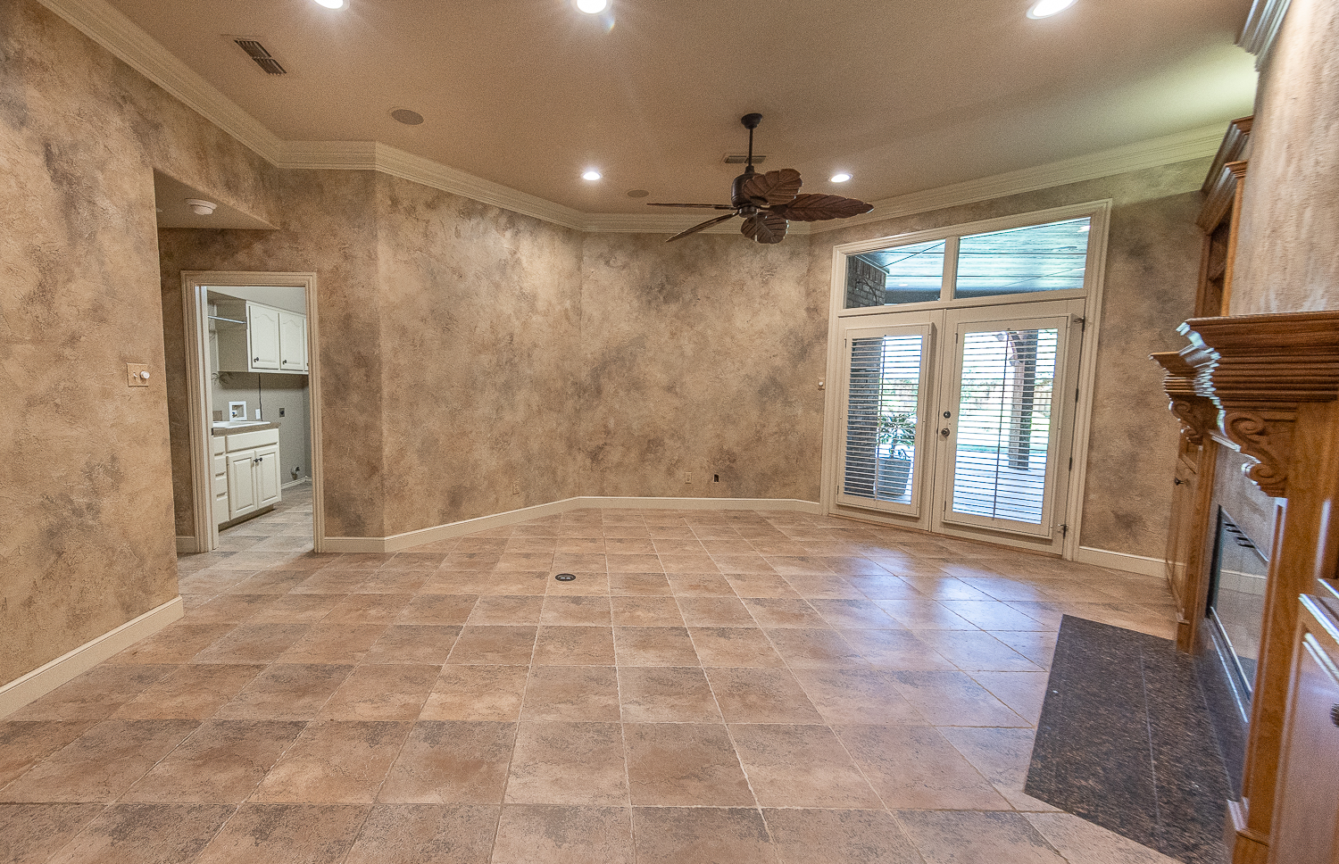 Lubbock, Texas, 79424, United States, 4 Bedrooms Bedrooms, ,3 BathroomsBathrooms,Residential,For Sale,1998502