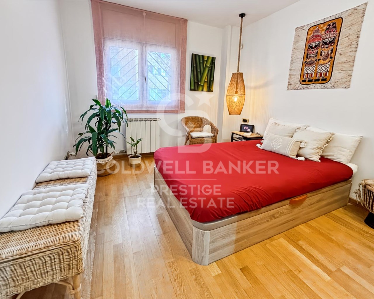 Barcelona, Catalonia, ES, 4 Bedrooms Bedrooms, ,2 BathroomsBathrooms,Residential,For Sale,1759816