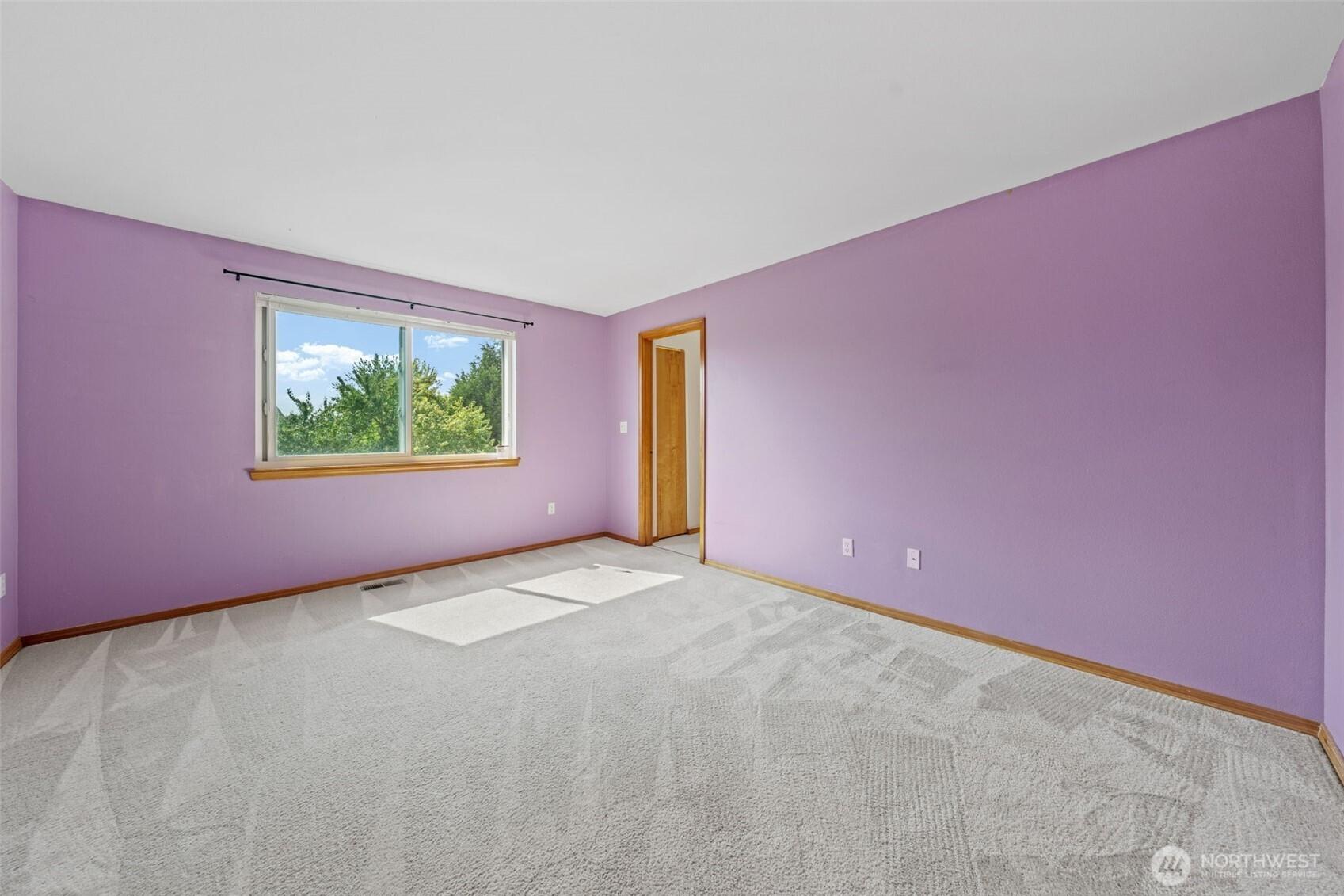 TACOMA, Washington, 98422, United States, 4 Bedrooms Bedrooms, ,3 BathroomsBathrooms,Residential,For Sale,1948002