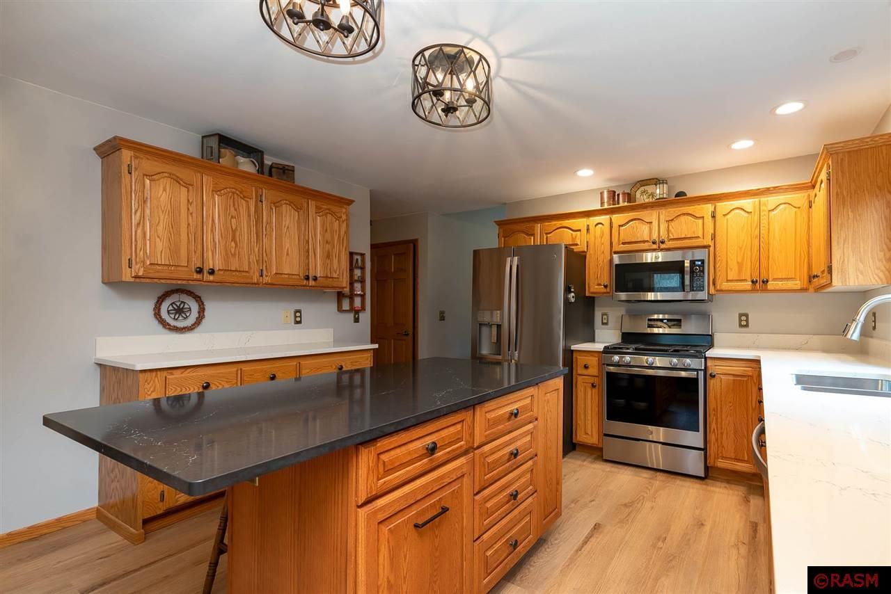 Mankato, Minnesota, 56001, United States, 4 Bedrooms Bedrooms, ,3 BathroomsBathrooms,Residential,For Sale,1841508