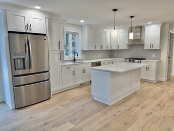 Tyngsborough, Massachusetts, 01879, United States, 4 Bedrooms Bedrooms, ,3 BathroomsBathrooms,Residential,For Sale,1980241