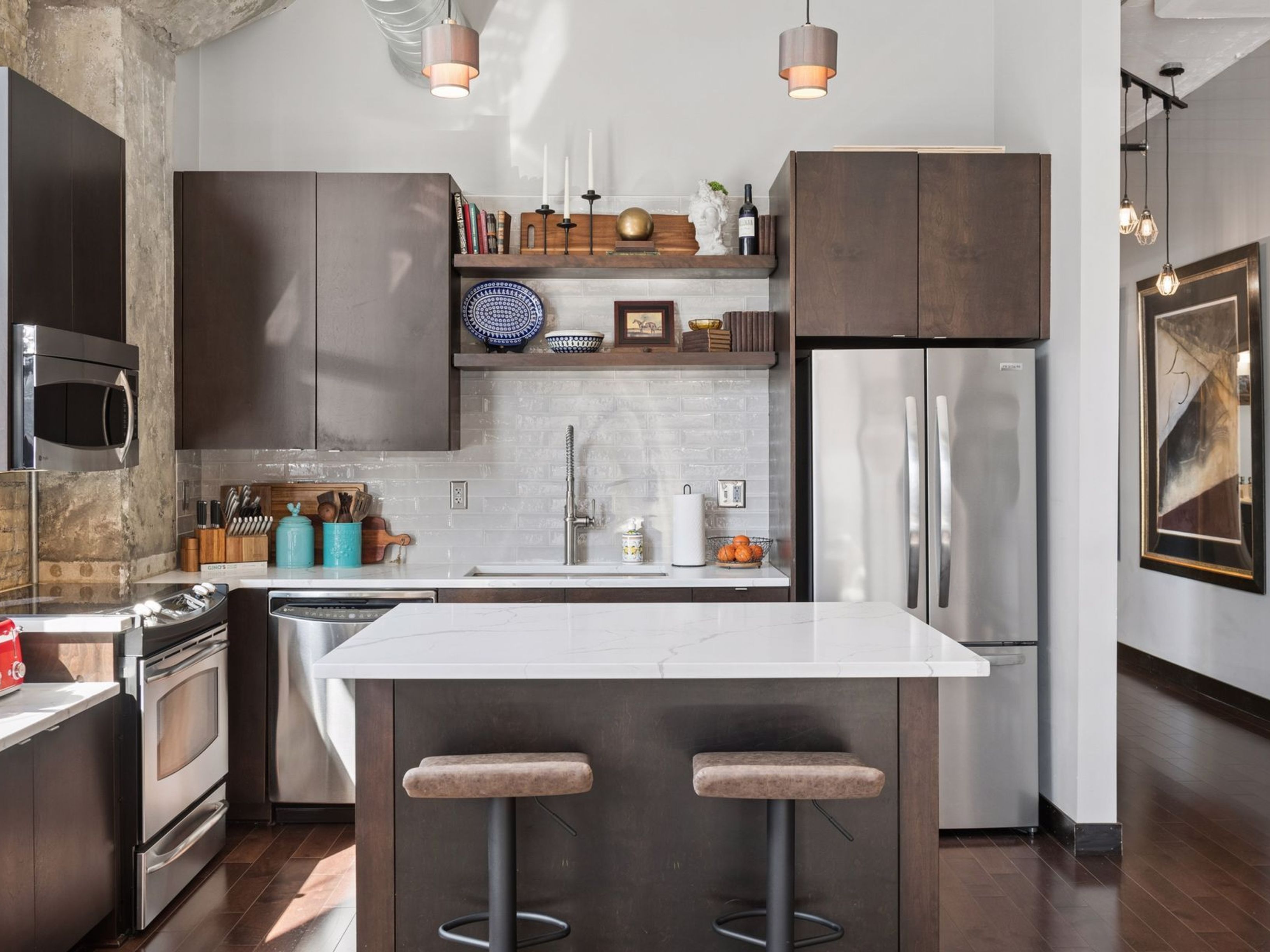  Iconic Corner Loft in Coveted North Loop - 物件實景