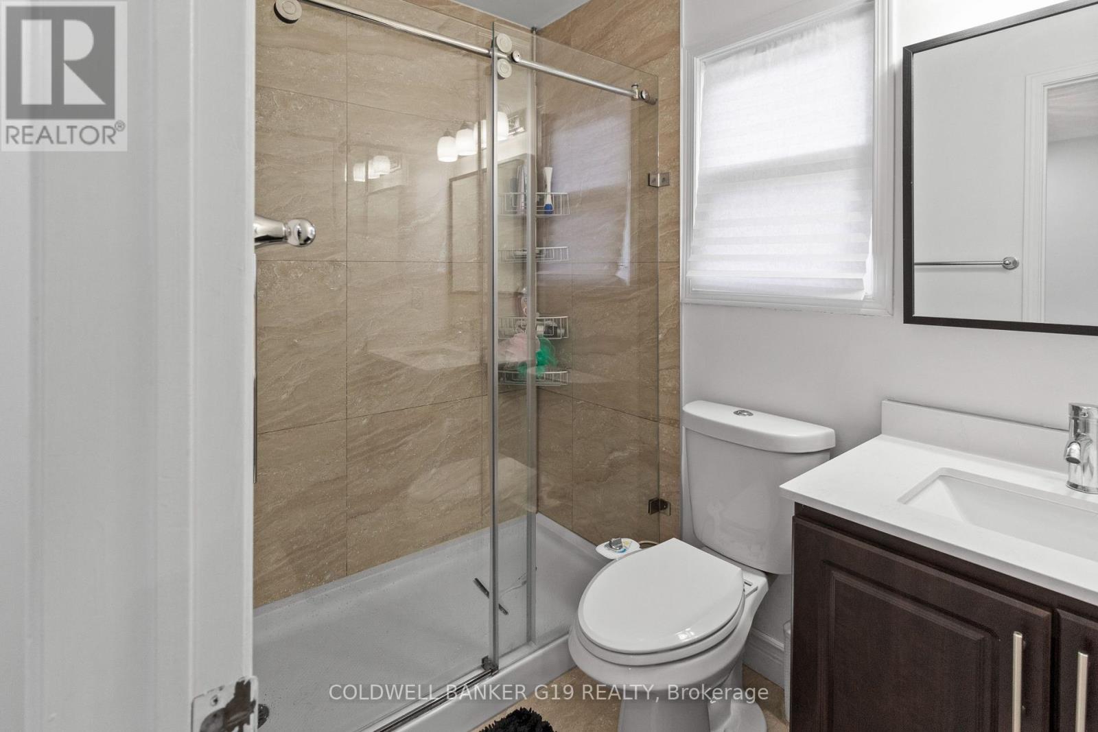 BRAMPTON (SANDRINGHAM-WELLINGTON), Ontario, L6R 1T3, CA, 4 Bedrooms Bedrooms, ,3 BathroomsBathrooms,Residential,For Sale,1903292