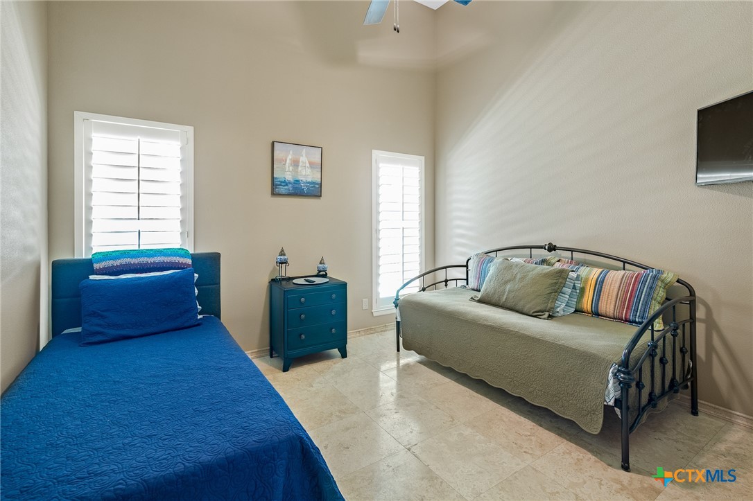 Inez, Texas, 77968, United States, 5 Bedrooms Bedrooms, ,6 BathroomsBathrooms,Residential,For Sale,1895563