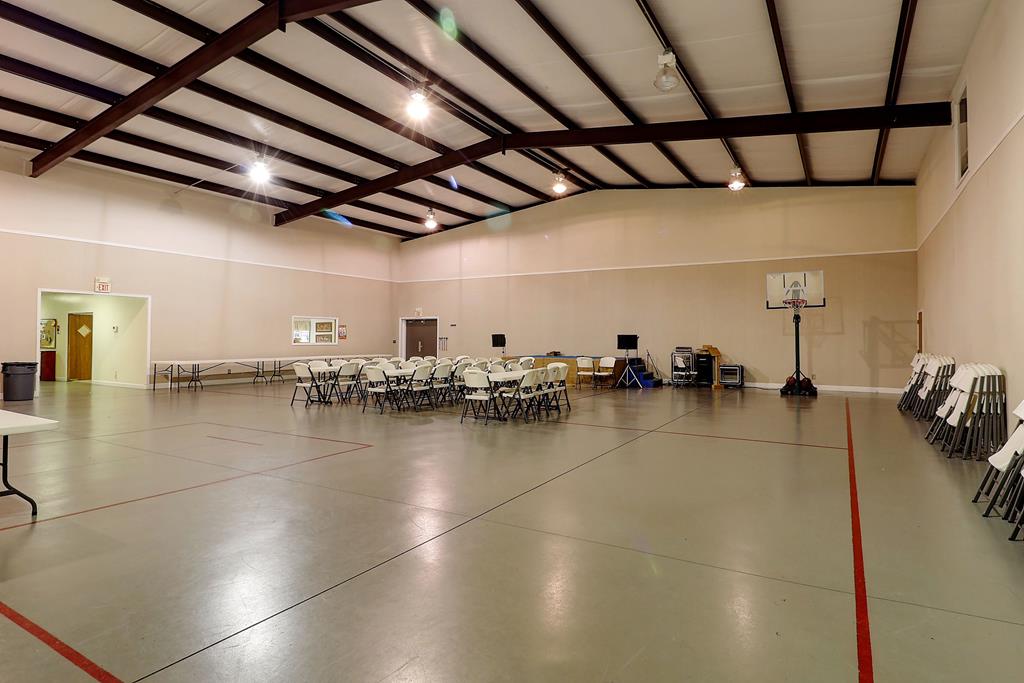 Headland, Alabama, 36345, United States, 5 Bedrooms Bedrooms, ,2 BathroomsBathrooms,Residential,For Sale,1991013