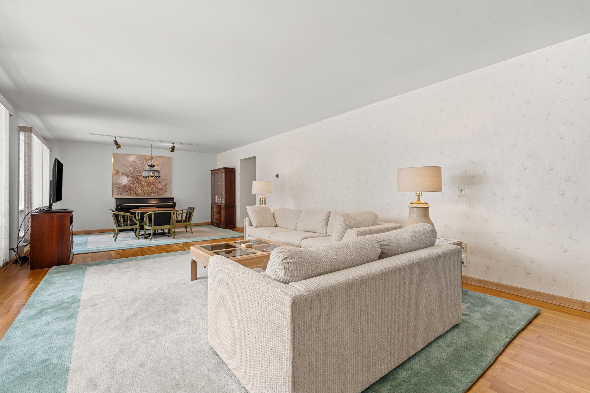 Fennville, Michigan, 49408, United States, 3 Bedrooms Bedrooms, ,2 BathroomsBathrooms,Residential,For Sale,2027985