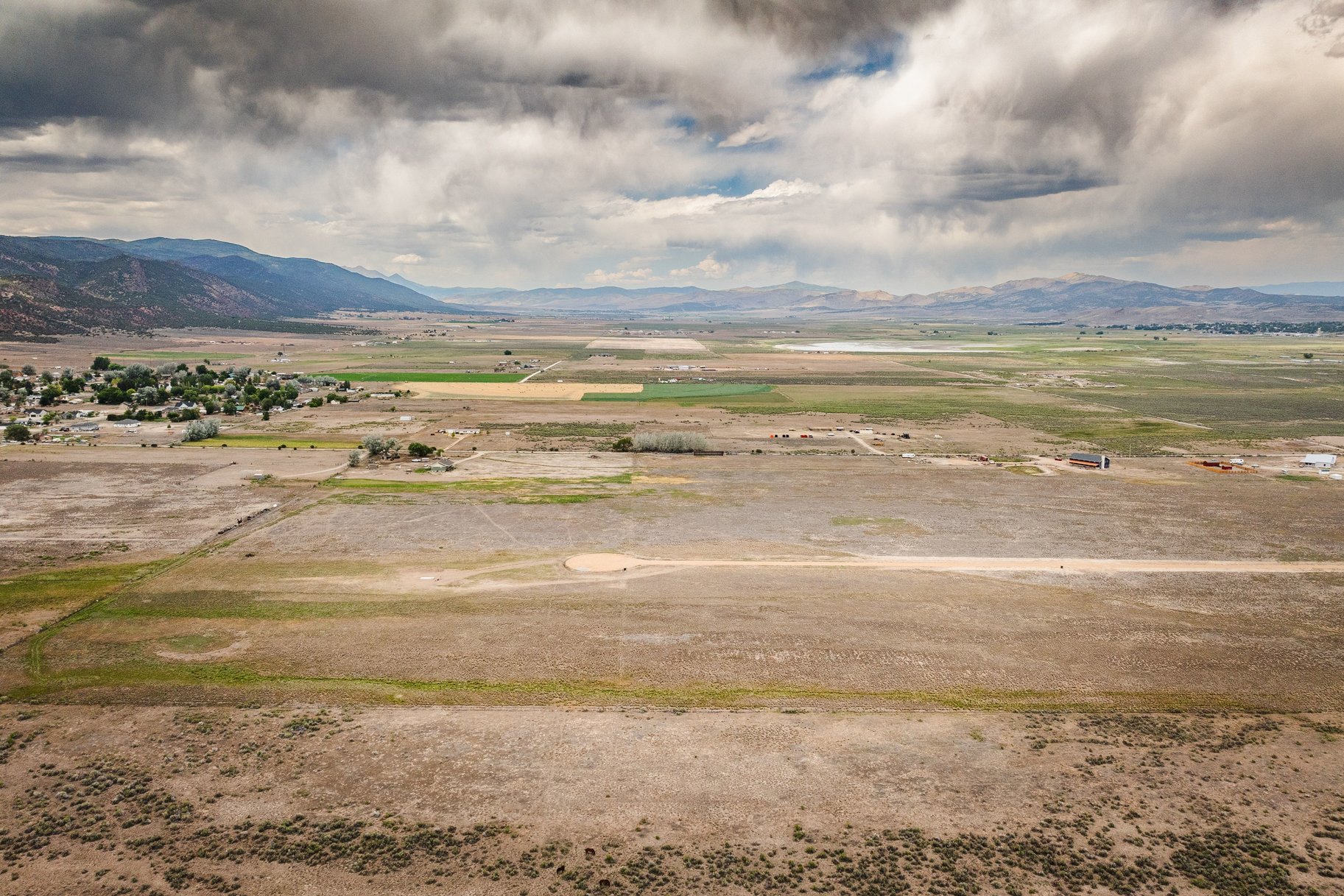  8.5-Acre Lots, No HOA, Stunning Horseshoe Mountain Views - 物件實景