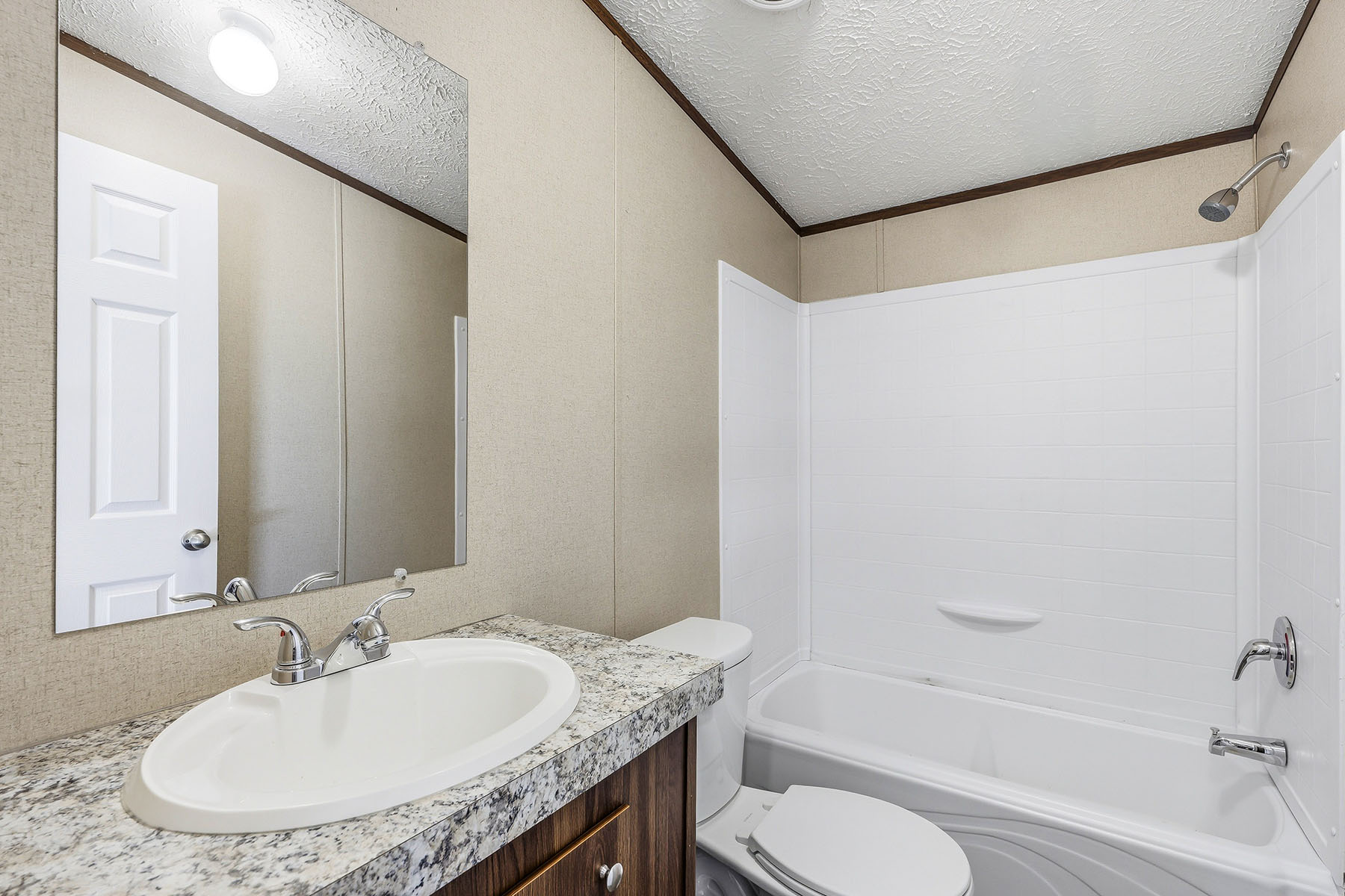  HENDERSONVILLE - 物件實景