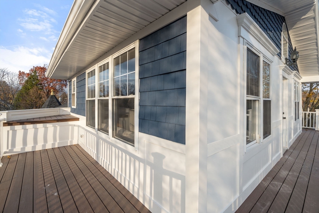 Newton, Massachusetts, 02460, United States, 4 Bedrooms Bedrooms, ,5 BathroomsBathrooms,Residential,For Sale,1992960