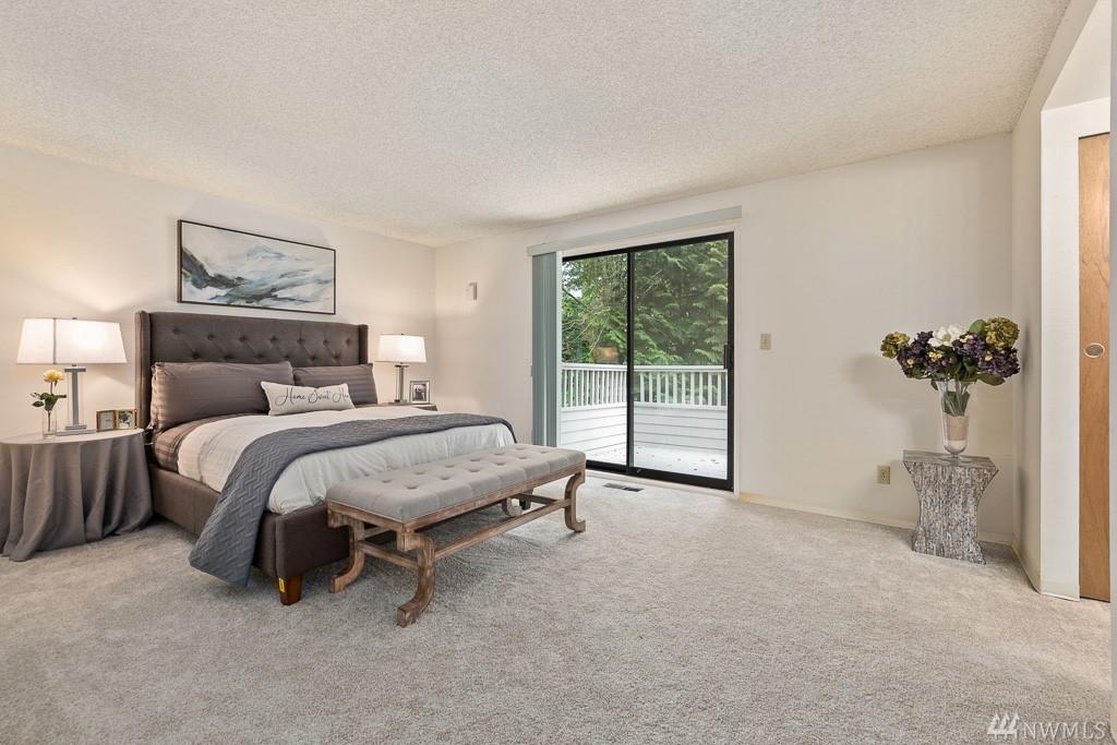 6551 116th Place NE, Kirkland, Washington, 98033, United States, 5 Bedrooms Bedrooms, ,4 BathroomsBathrooms,Residential,For Sale,6551 116th Place NE,1436882