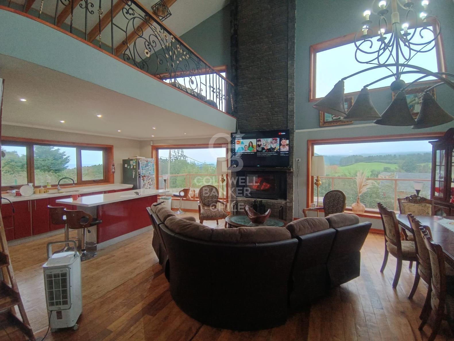 Puerto Varas, Chile, 5 Bedrooms Bedrooms, ,4 BathroomsBathrooms,Residential,For Sale,1934303