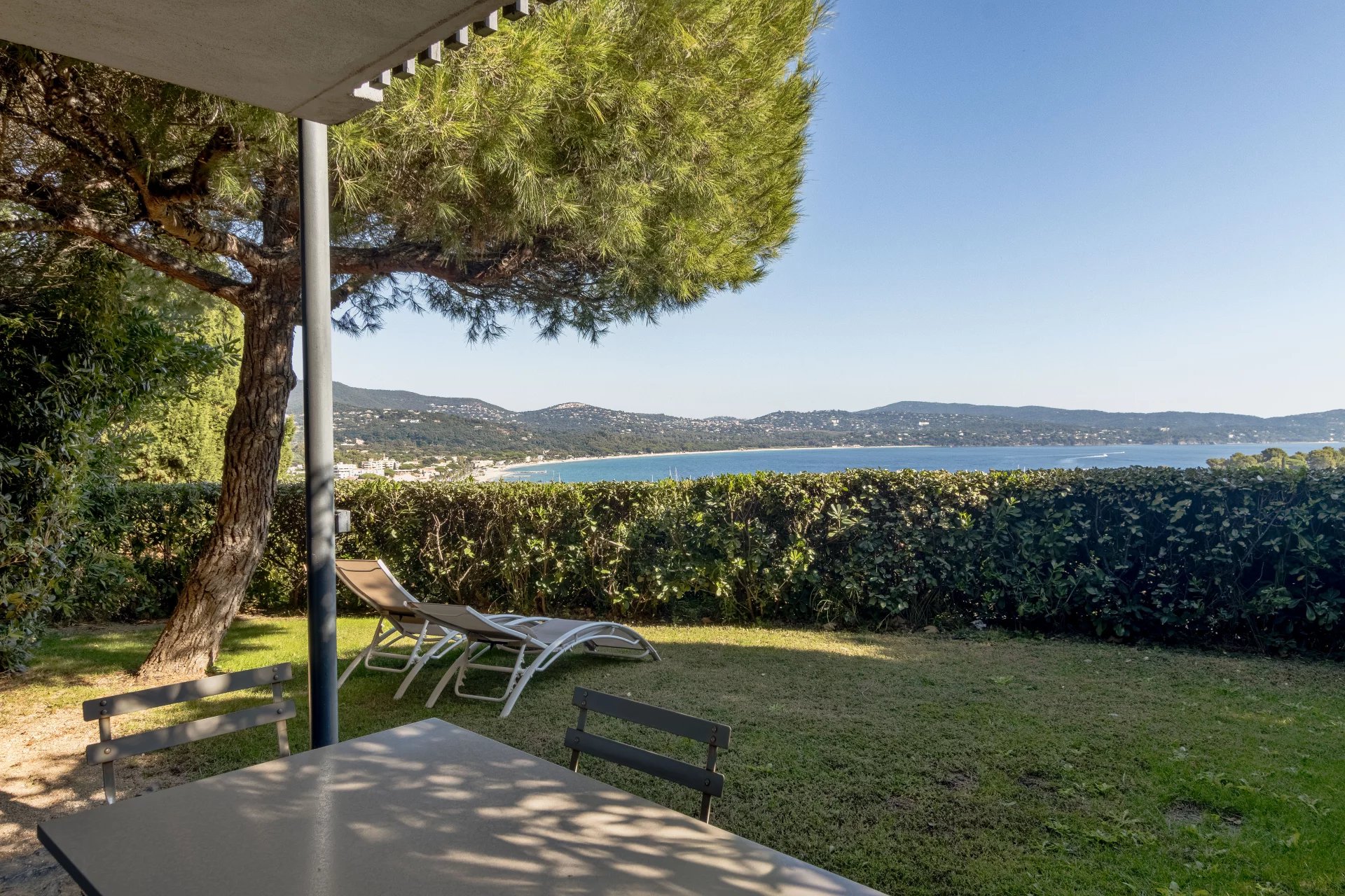 Cavalaire-sur-Mer, Provence-Alpes-Côte d’Azur, 83240, FR, 7 Bedrooms Bedrooms, ,9 BathroomsBathrooms,Residential,For Sale,1987792