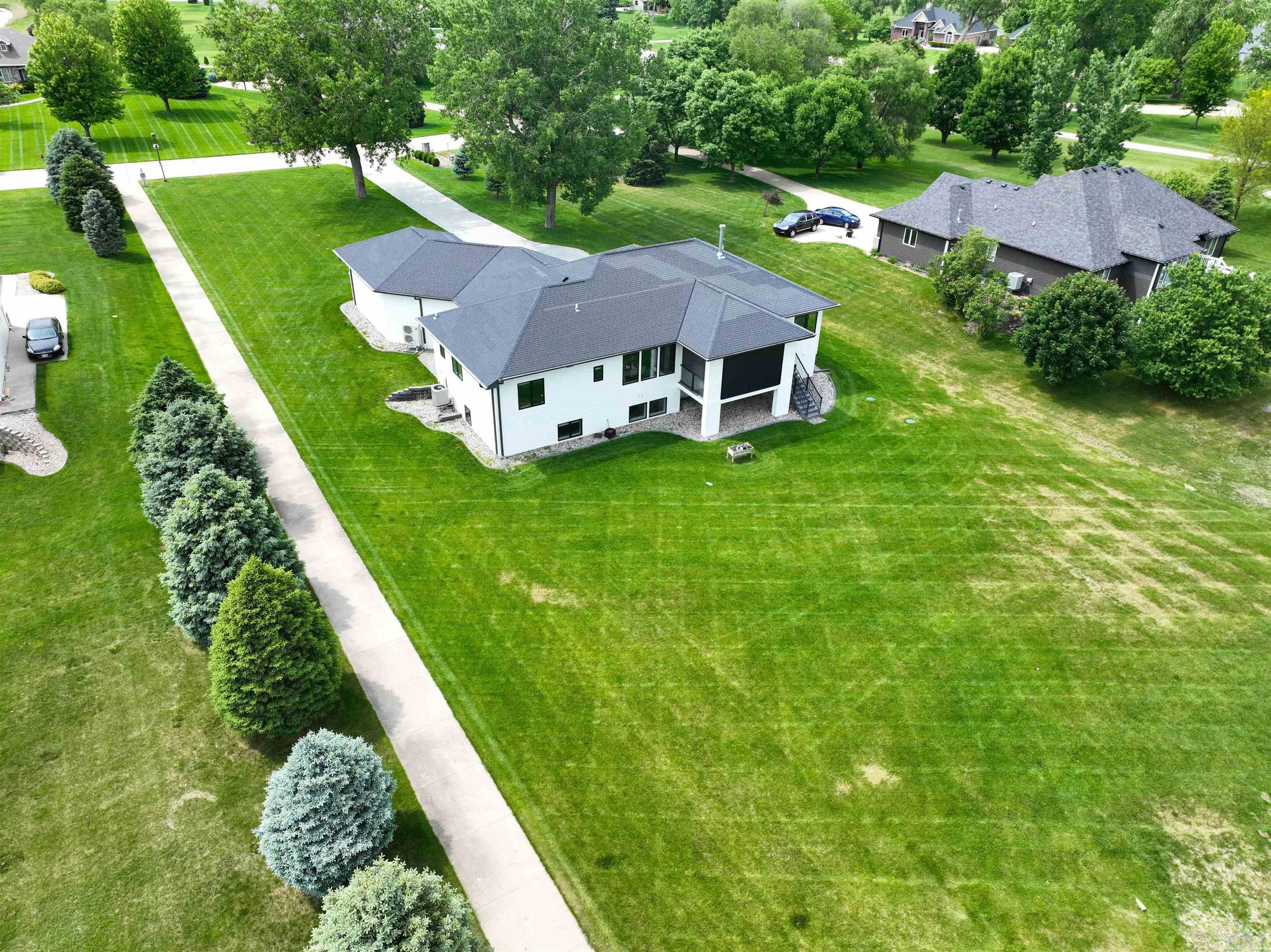 Jefferson, South Dakota, 57038, United States, 6 Bedrooms Bedrooms, ,3 BathroomsBathrooms,Residential,For Sale,1978978