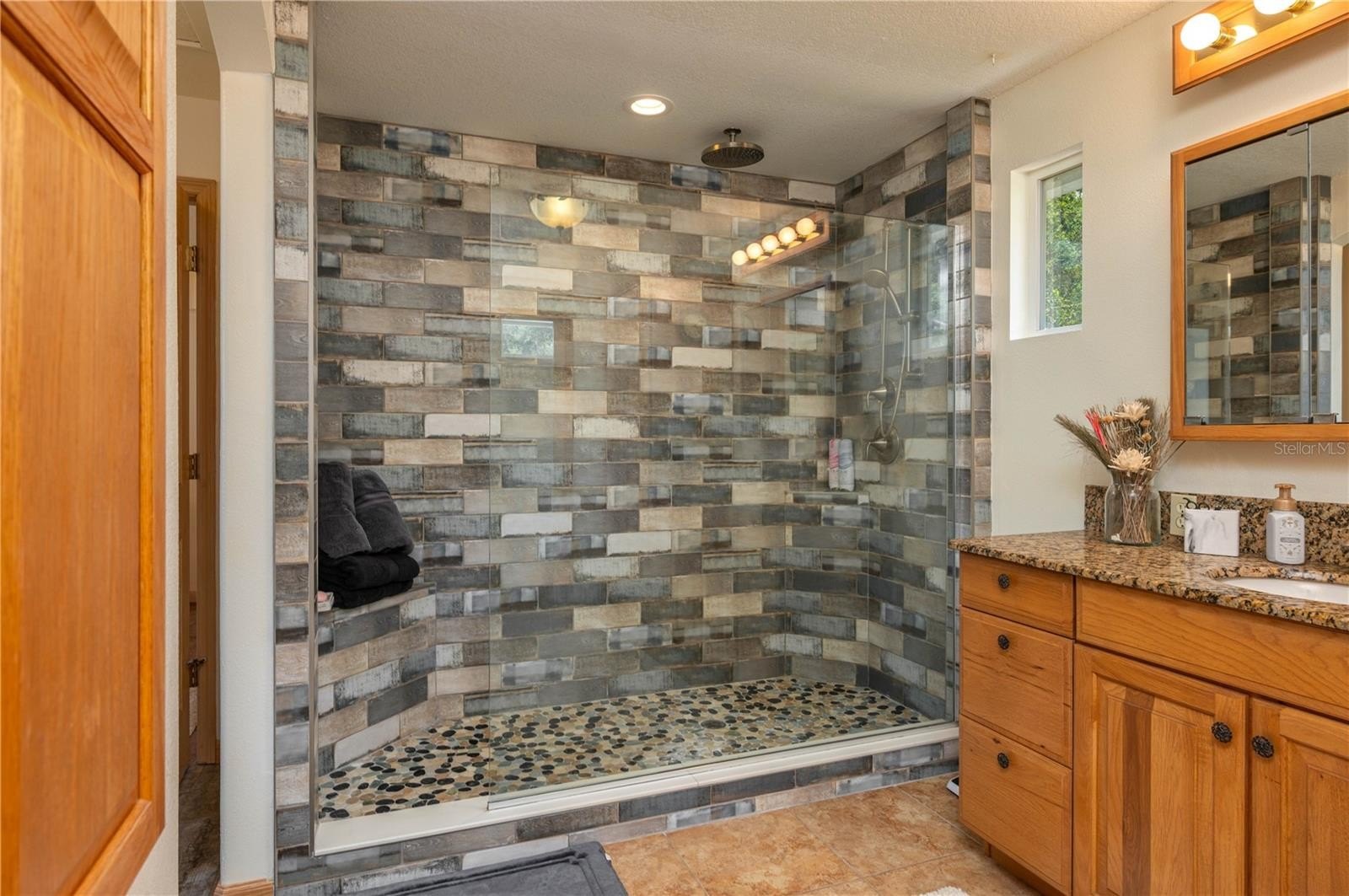 LAKE WALES, Florida, 33898, United States, 3 Bedrooms Bedrooms, ,3 BathroomsBathrooms,Residential,For Sale,1846295