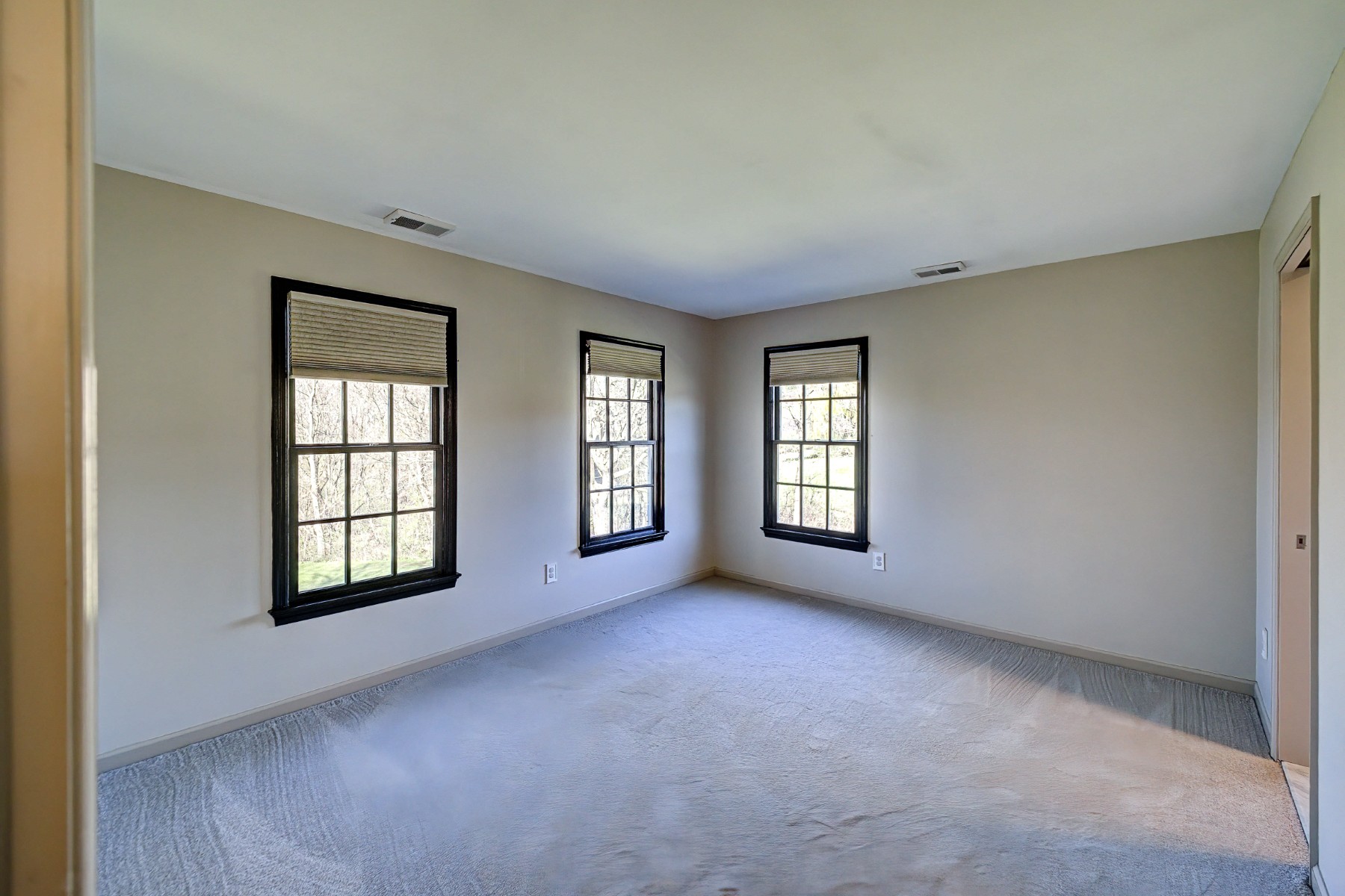  Meticulous ?Hill View Farms? Neighborhood Colonial - 物件實景