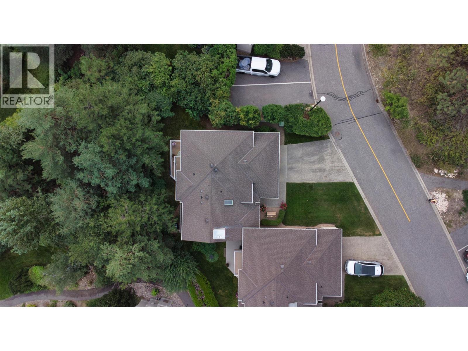 KELOWNA, British Columbia, V1V 1S6, CA, 3 Bedrooms Bedrooms, ,2 BathroomsBathrooms,Residential,For Sale,1951422