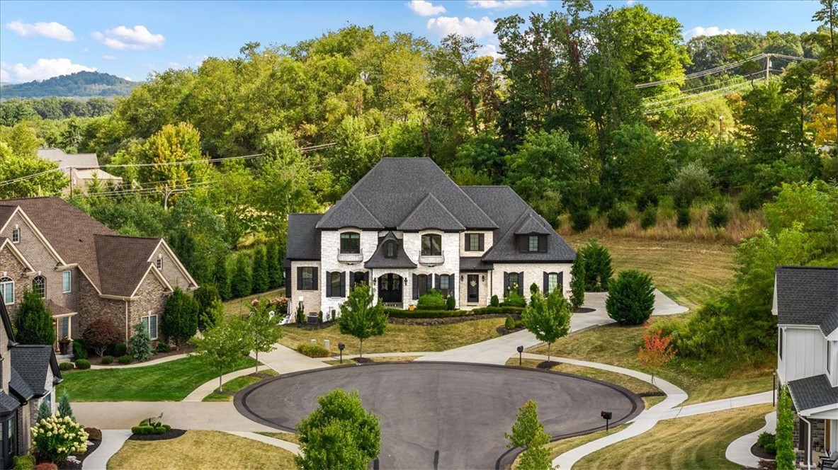 Cranberry Twp, Pennsylvania, 16066, United States, 4 Bedrooms Bedrooms, ,5 BathroomsBathrooms,Residential,For Sale,1940441