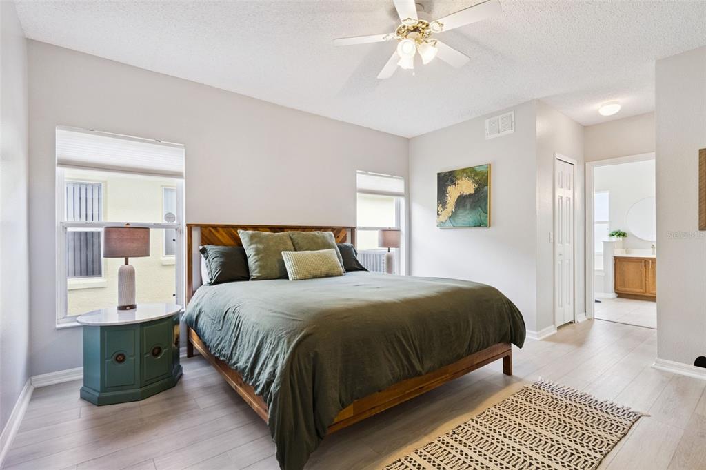 Kissimmee, Florida, 34747, United States, 6 Bedrooms Bedrooms, ,4 BathroomsBathrooms,Residential,For Sale,1992818