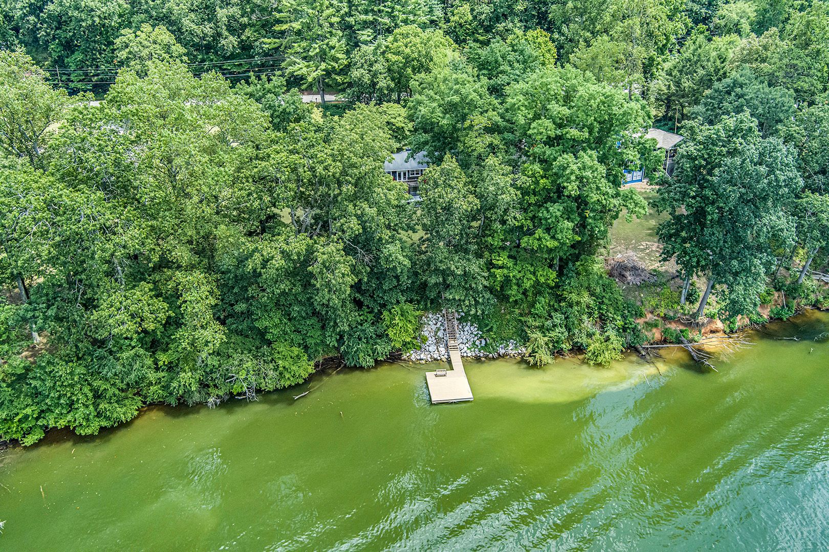 Harriman, Tennessee, 37748, United States, 3 Bedrooms Bedrooms, ,3 BathroomsBathrooms,Residential,For Sale,2011405