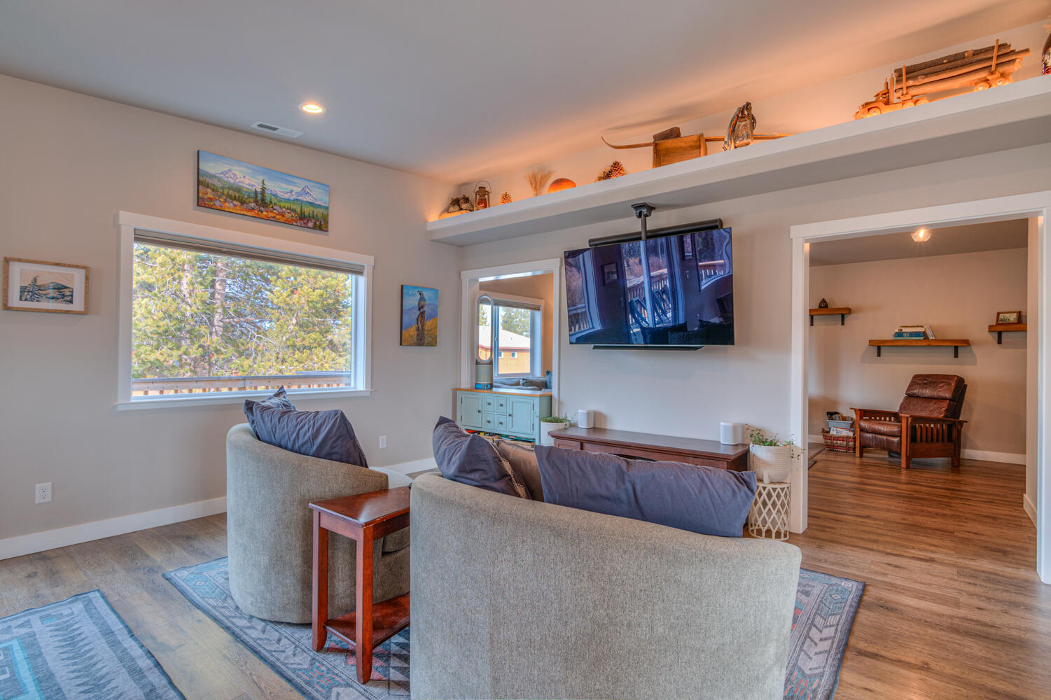 La Pine, Oregon, 97739, United States, 3 Bedrooms Bedrooms, ,3 BathroomsBathrooms,Residential,For Sale,2016601