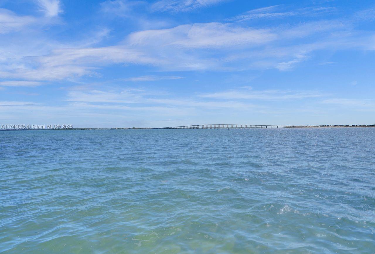 Miami, Florida, 33131, United States, 2 Bedrooms Bedrooms, ,2 BathroomsBathrooms,Residential,For Sale,1705612