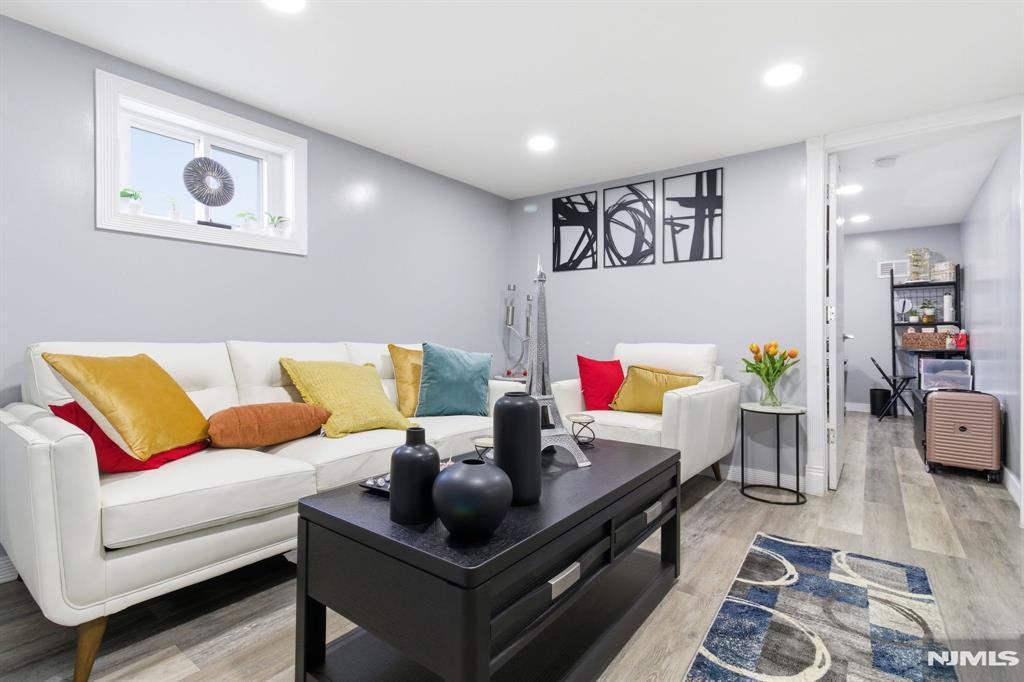 Clifton, New Jersey, 07011, United States, 3 Bedrooms Bedrooms, ,3 BathroomsBathrooms,Residential,For Sale,2028010