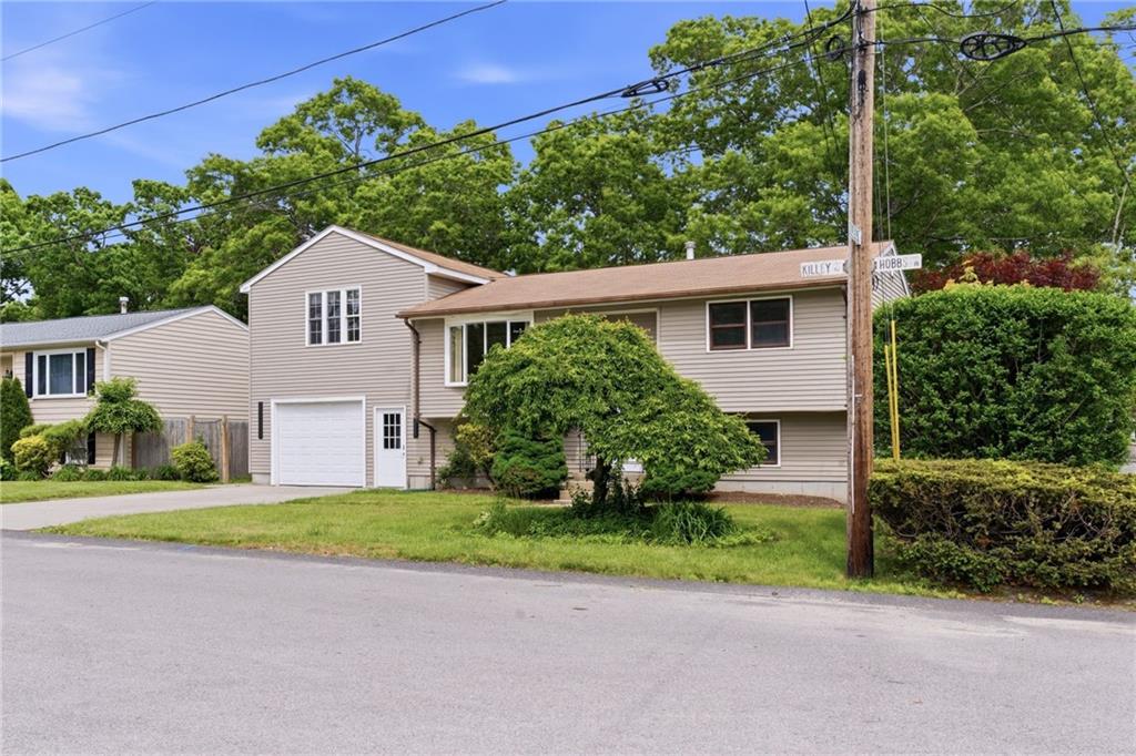 Warwick, Rhode Island, 02889, United States, 5 Bedrooms Bedrooms, ,3 BathroomsBathrooms,Residential,For Sale,2048258