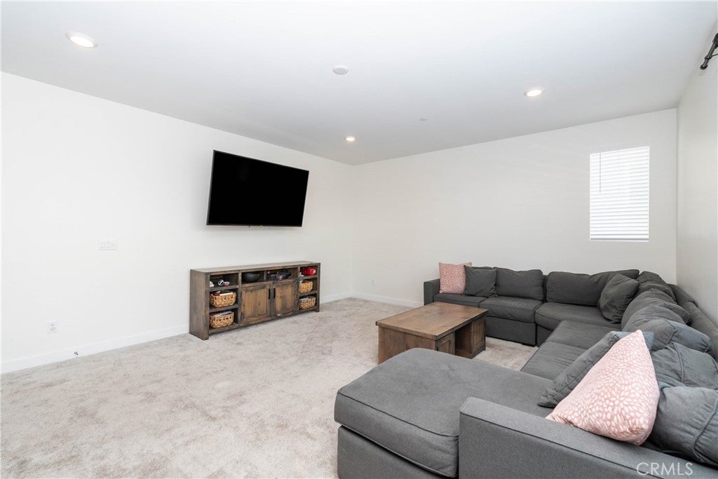 Rialto, California, 92377, United States, 4 Bedrooms Bedrooms, ,3 BathroomsBathrooms,Residential,For Sale,1982735