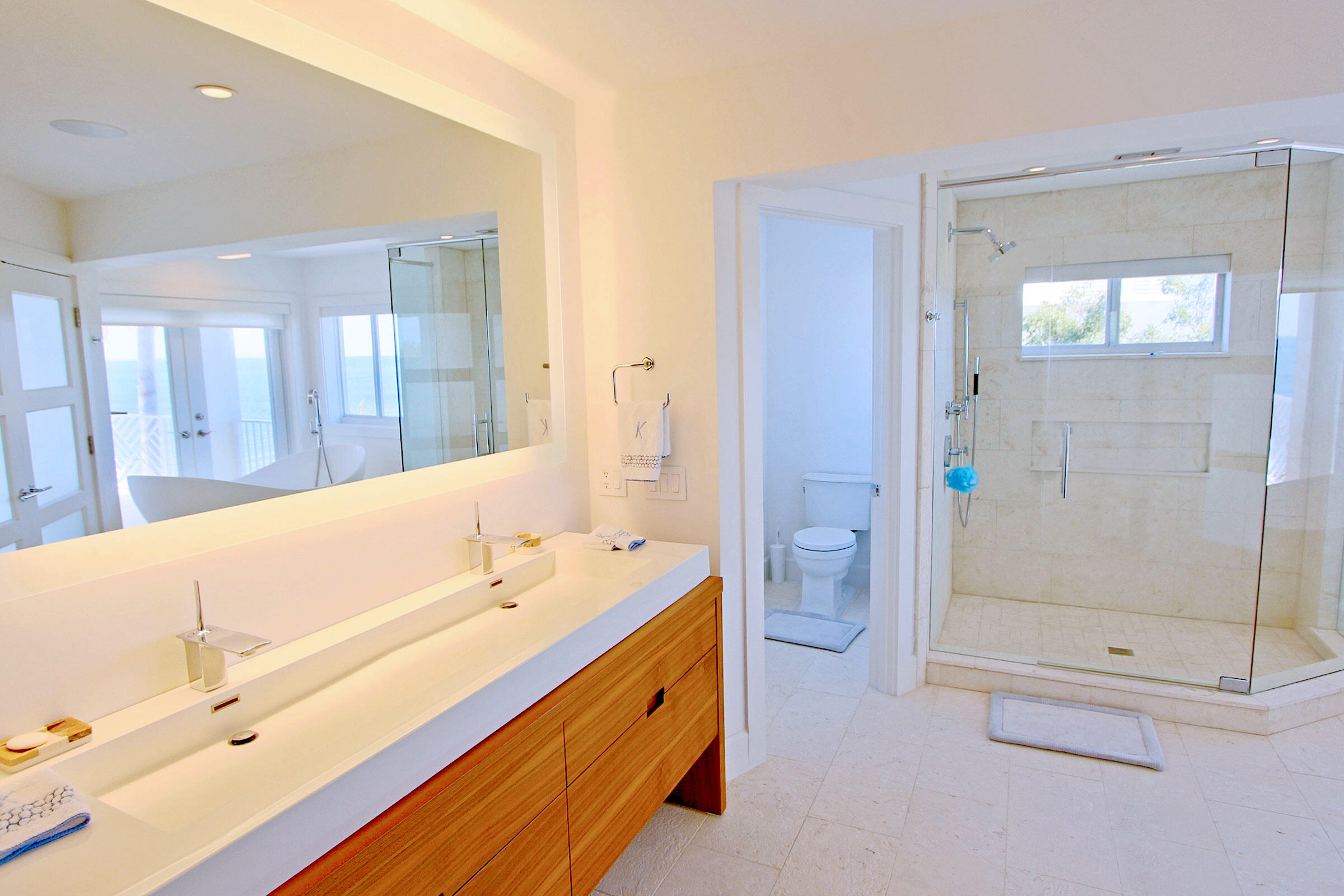 30 Ocean Front Drive, KEY LARGO, Florida, 33037, United States, 4 Bedrooms Bedrooms, ,4 BathroomsBathrooms,Residential,For Sale,30 Ocean Front Drive,1675367