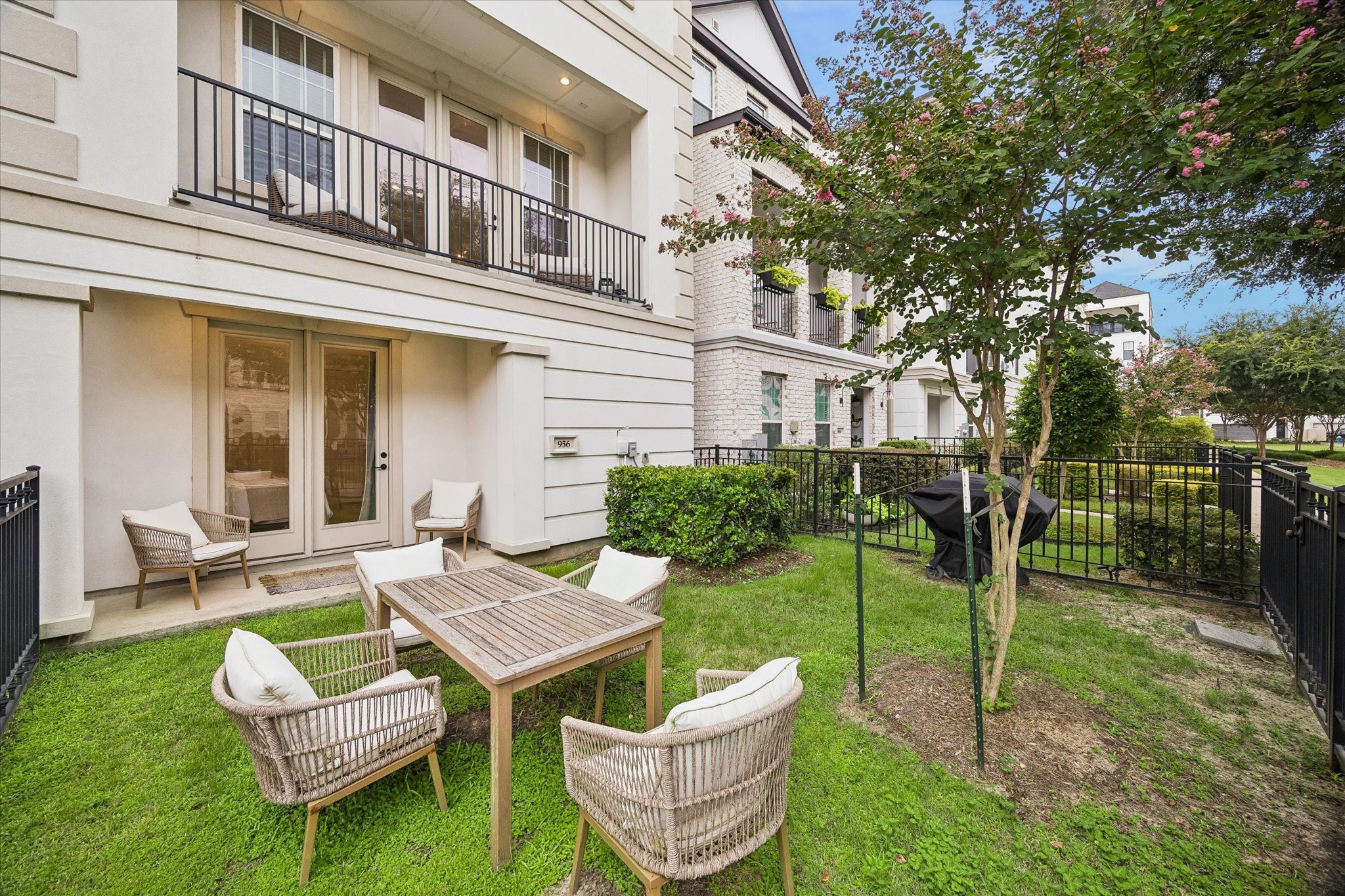  956 Dunleigh Meadows Lane - 物件實景