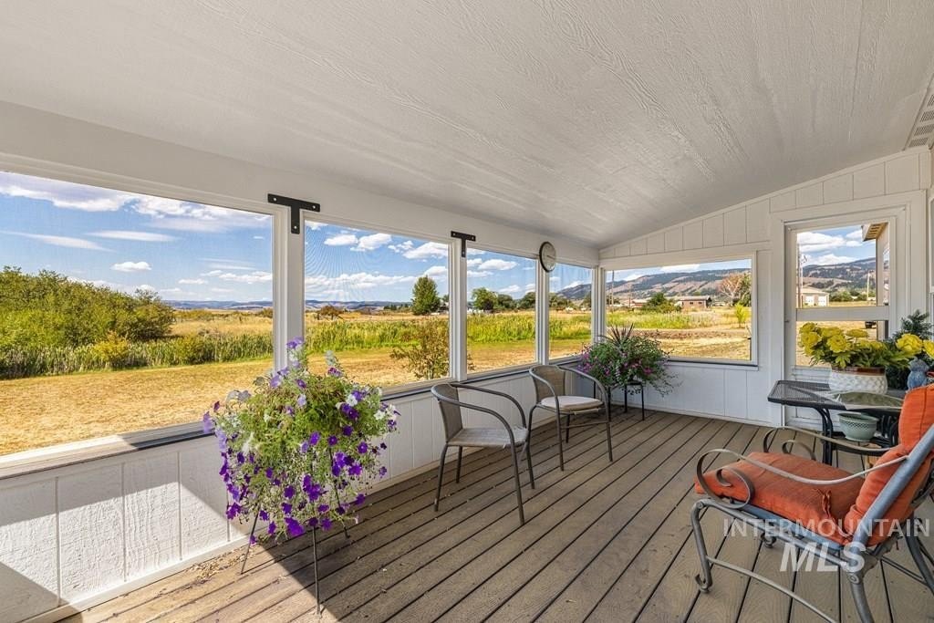 Council, Idaho, 83612, United States, 3 Bedrooms Bedrooms, ,2 BathroomsBathrooms,Residential,For Sale,1928022
