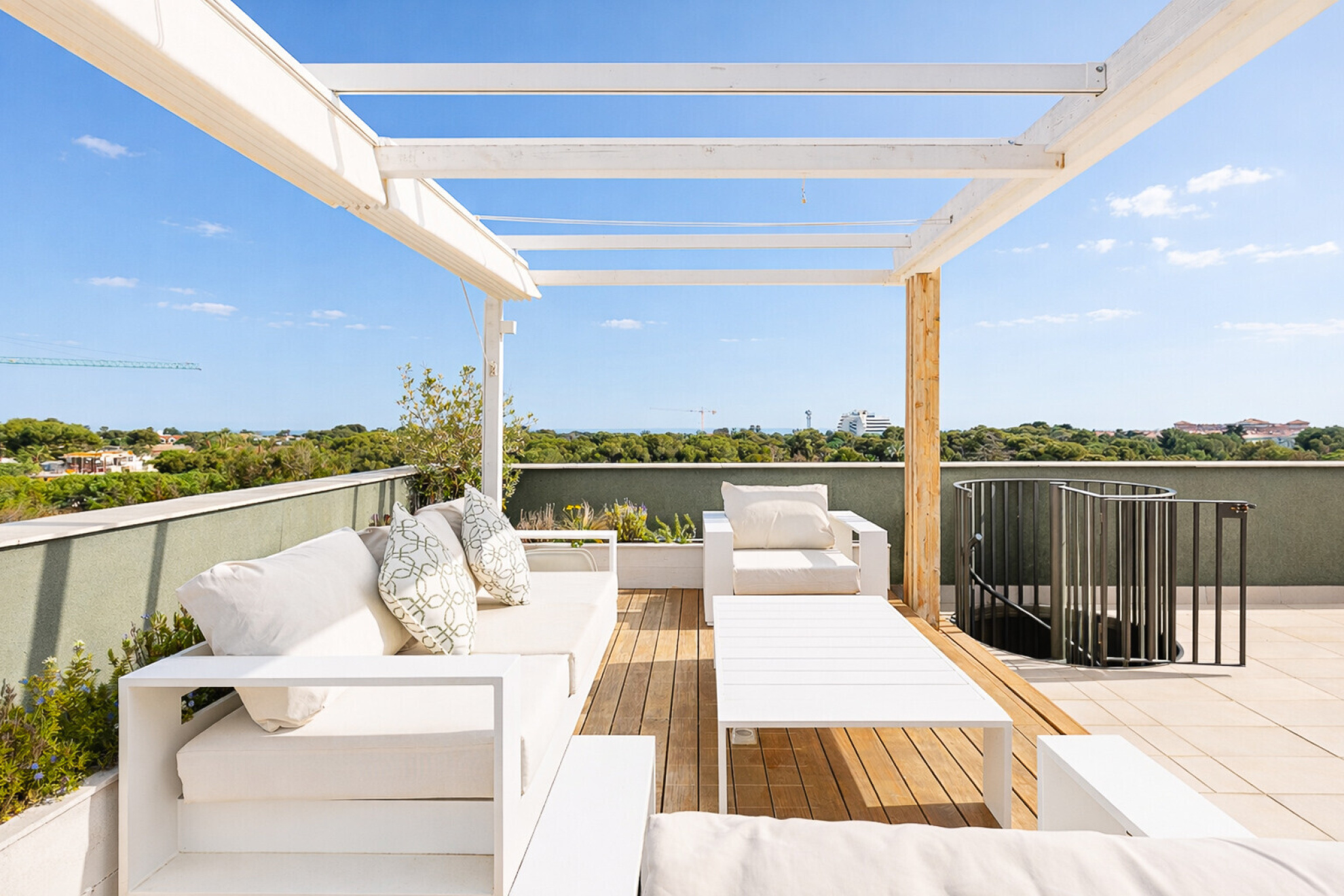  Spectacular duplex penthouse with sea views at Can Girona, Sitges - 物件實景